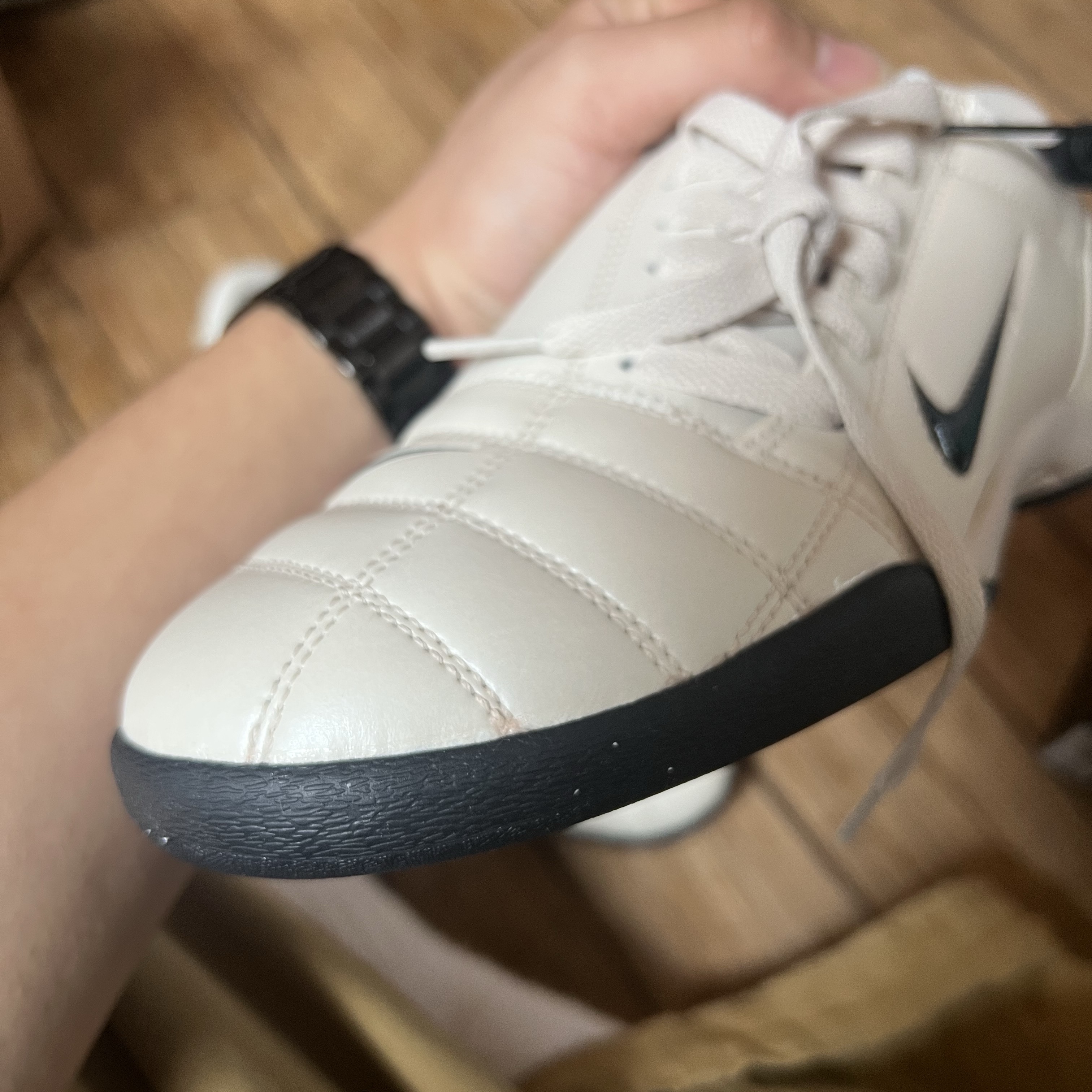 Nike Total 90 III SP Light Orewood Brown Black 착용 스타일 - 3