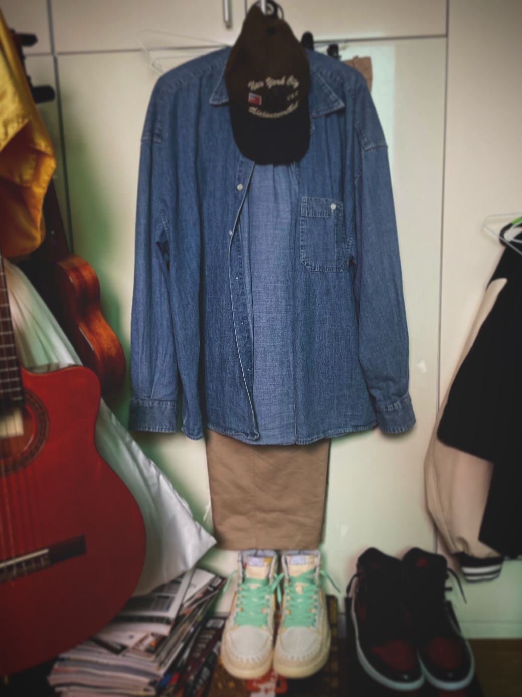 Jordan 1 x Bephies Beauty Supply x Union Retro High OG SP Summer '96, Thisisneverthat x New Era x MLB New York Yankees Unstructured Ball Cap Moss Navy 착용 스타일