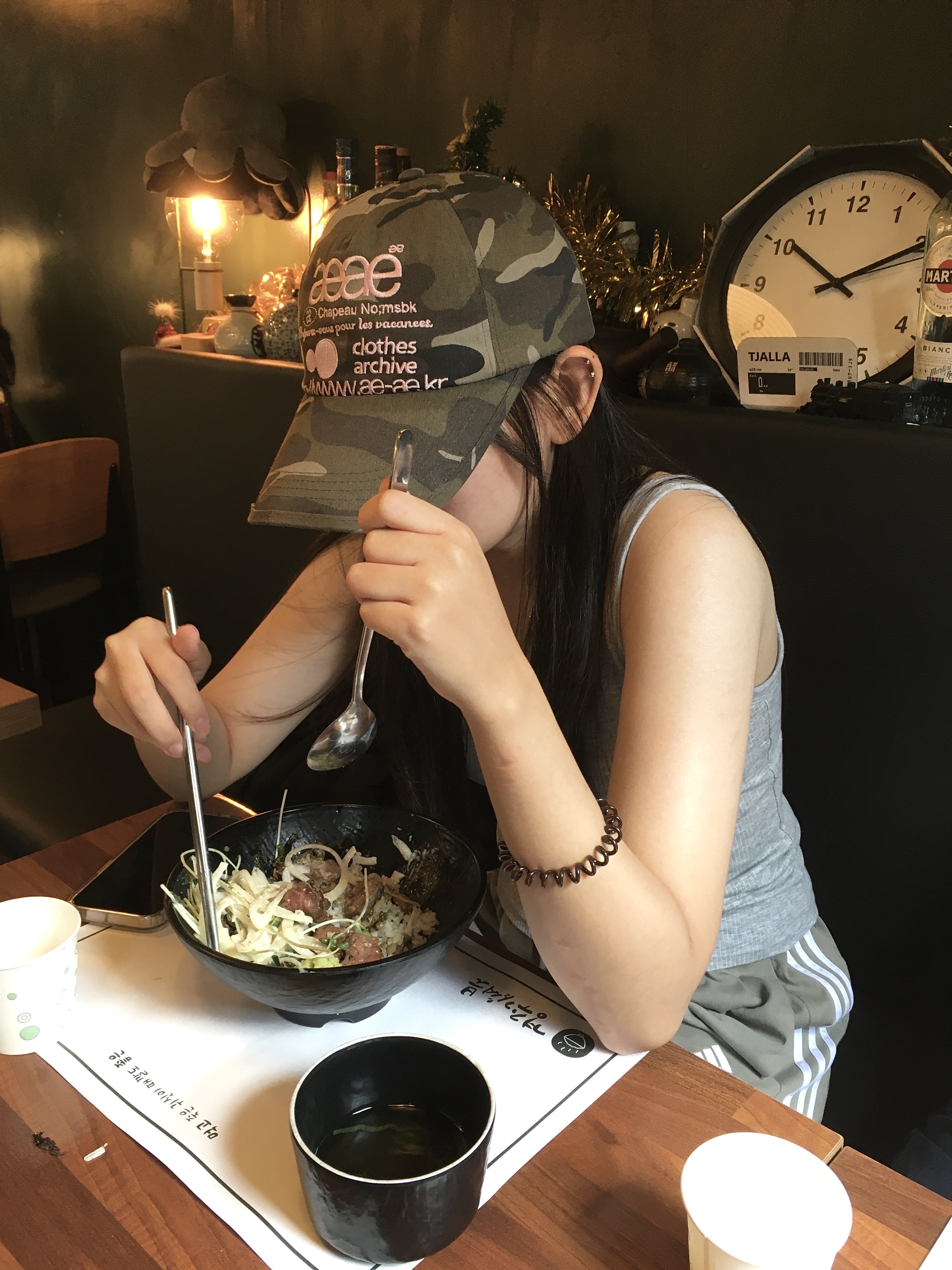 Aeae Web Logo Camo 5-Pannel Cap Green 착용 스타일 - 1