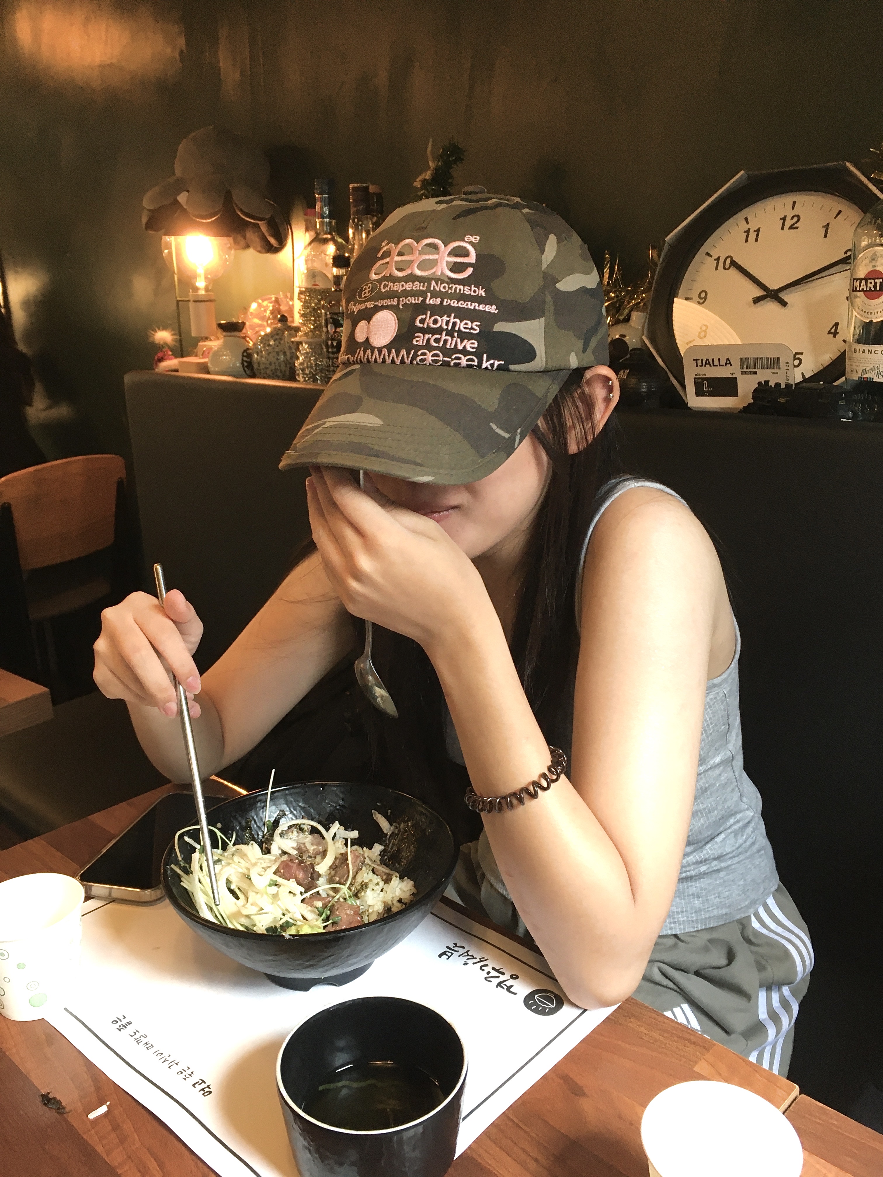 Aeae Web Logo Camo 5-Pannel Cap Green 착용 스타일 - 2