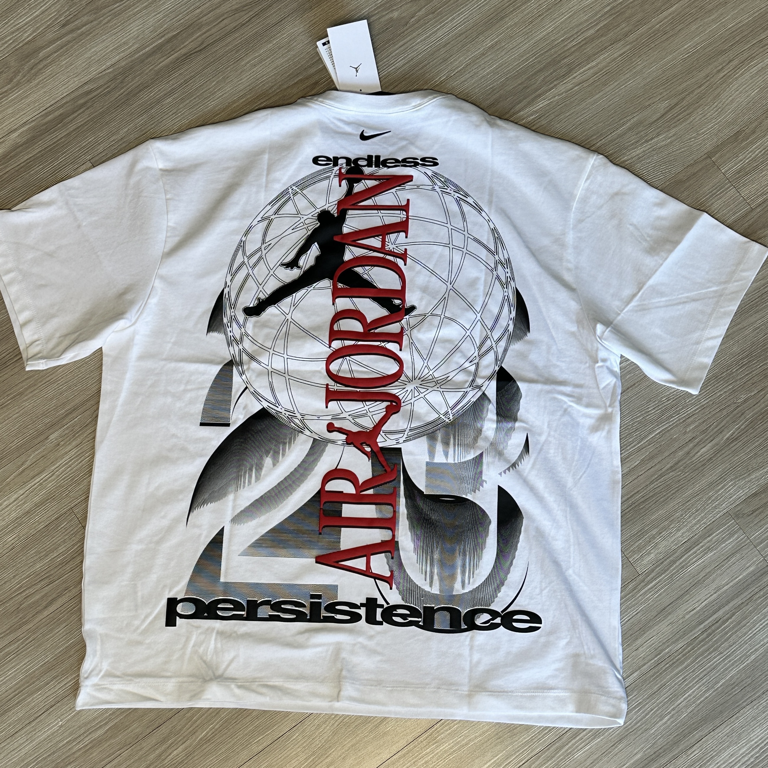 Jordan Seoul T-Shirt White Varsity Red (IB9106-100) 착용 스타일 - 2