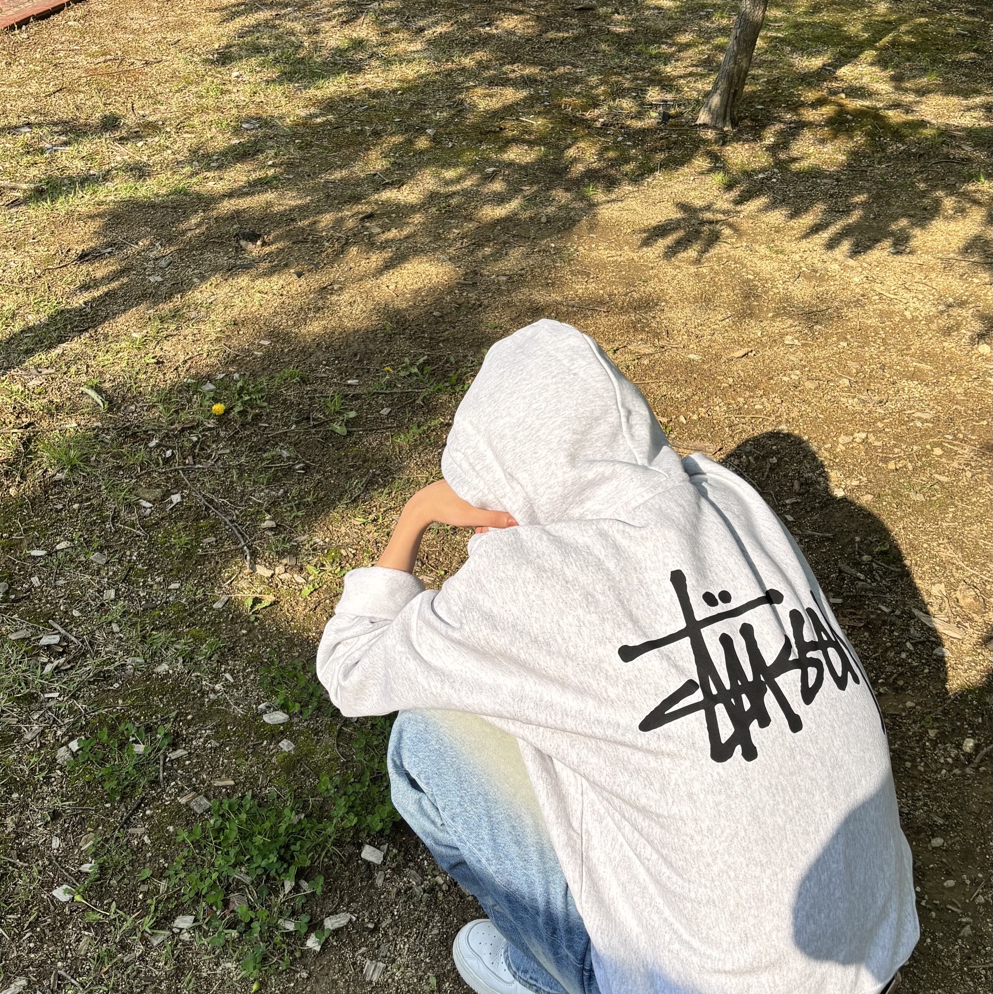 Stussy Basic Stussy Zip Hoodie Ash Heather, Satur Brooklyn Newtro Wide Pants Washed Denim Blue 착용 스타일
