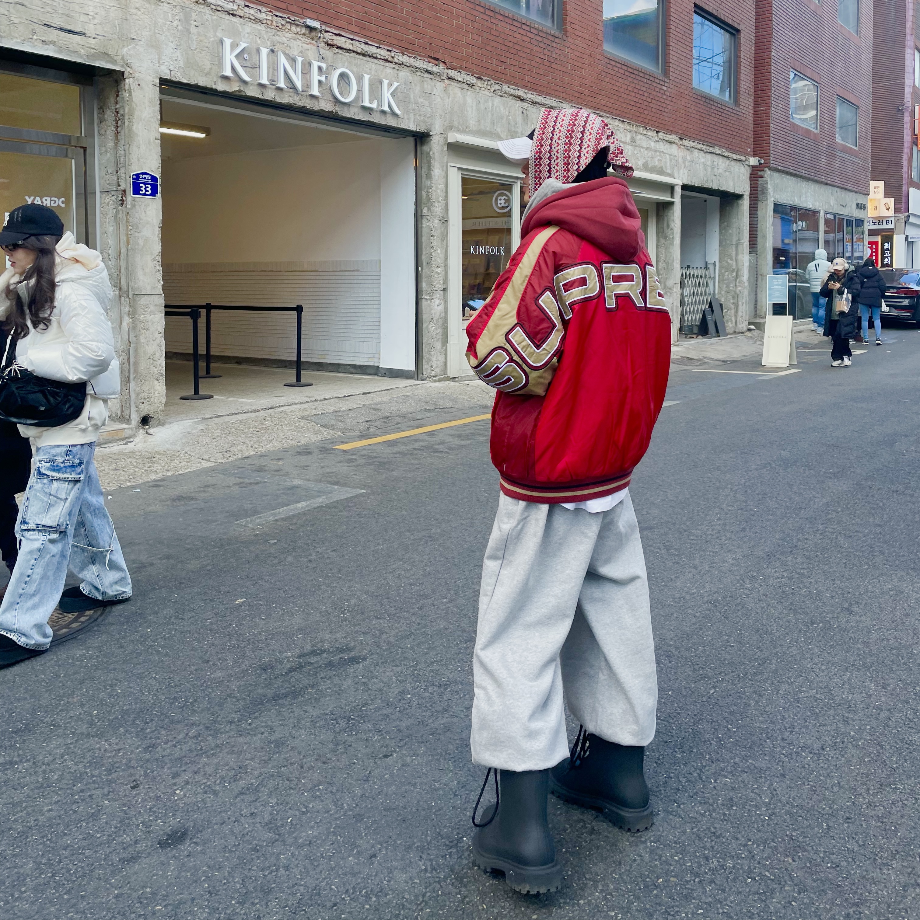 Supreme Hooded Stadium Jacket Red - 24SS, Balenciaga XL Army Boots Full Eva Black 착용 스타일 - 2
