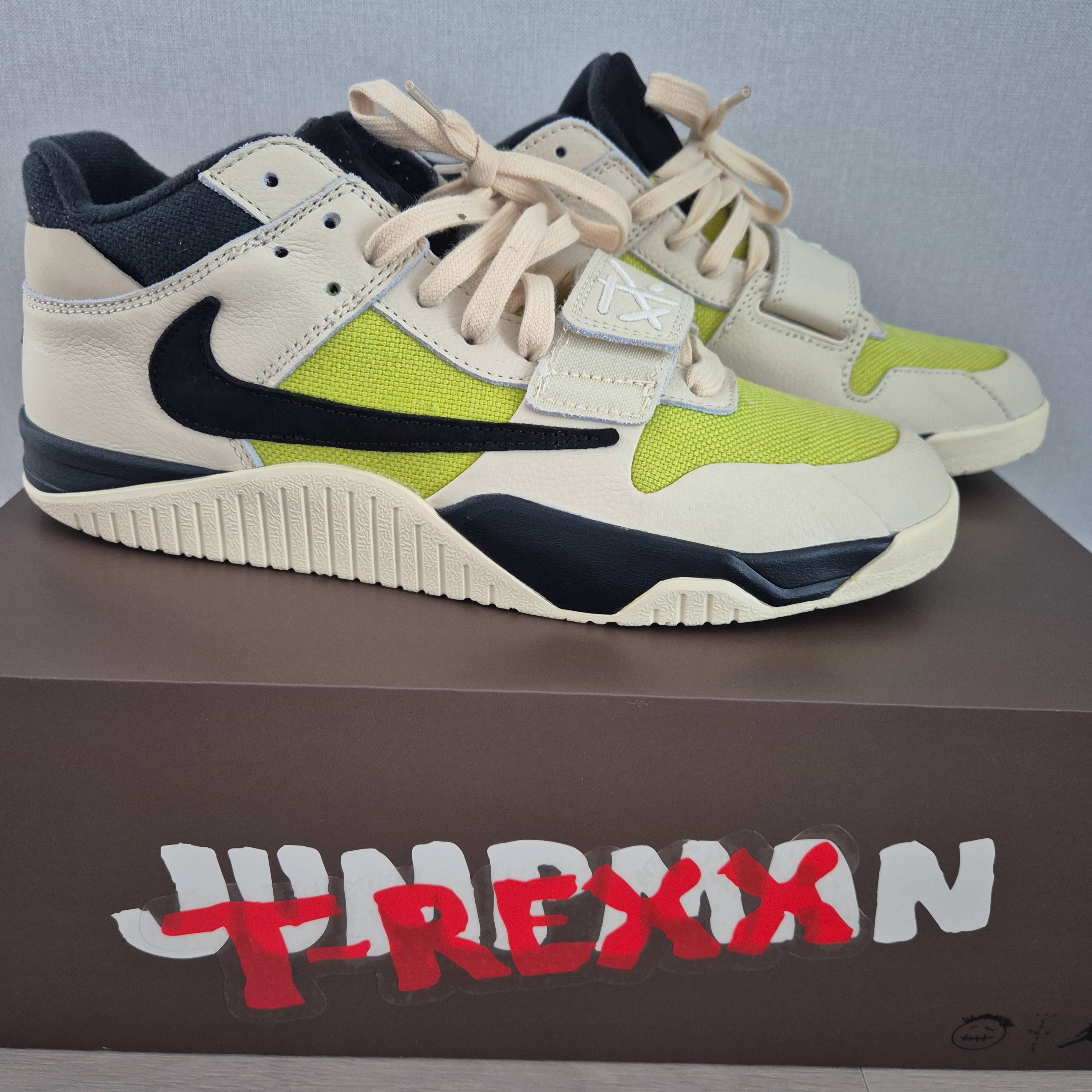 Jordan x Travis Scott Jumpman Jack TR Bright Cactus 착용 스타일