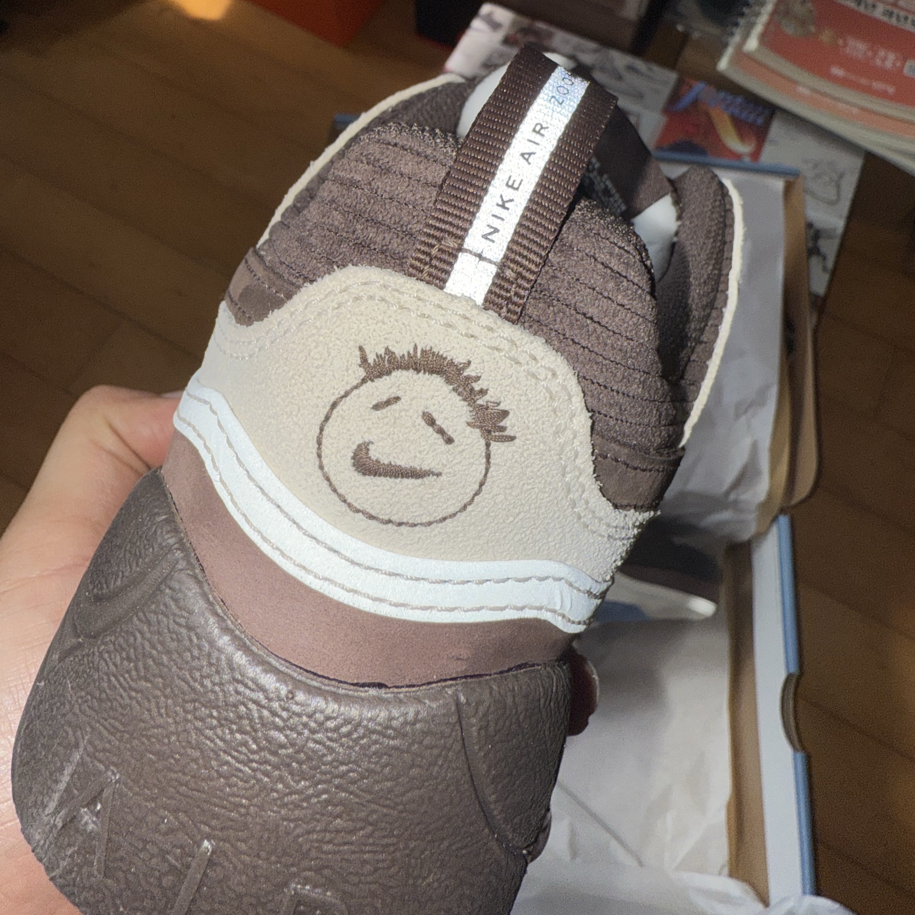Nike x Travis Scott Zoom Field Jaxx Pale Ivory and Leche Blue 착용 스타일 - 3