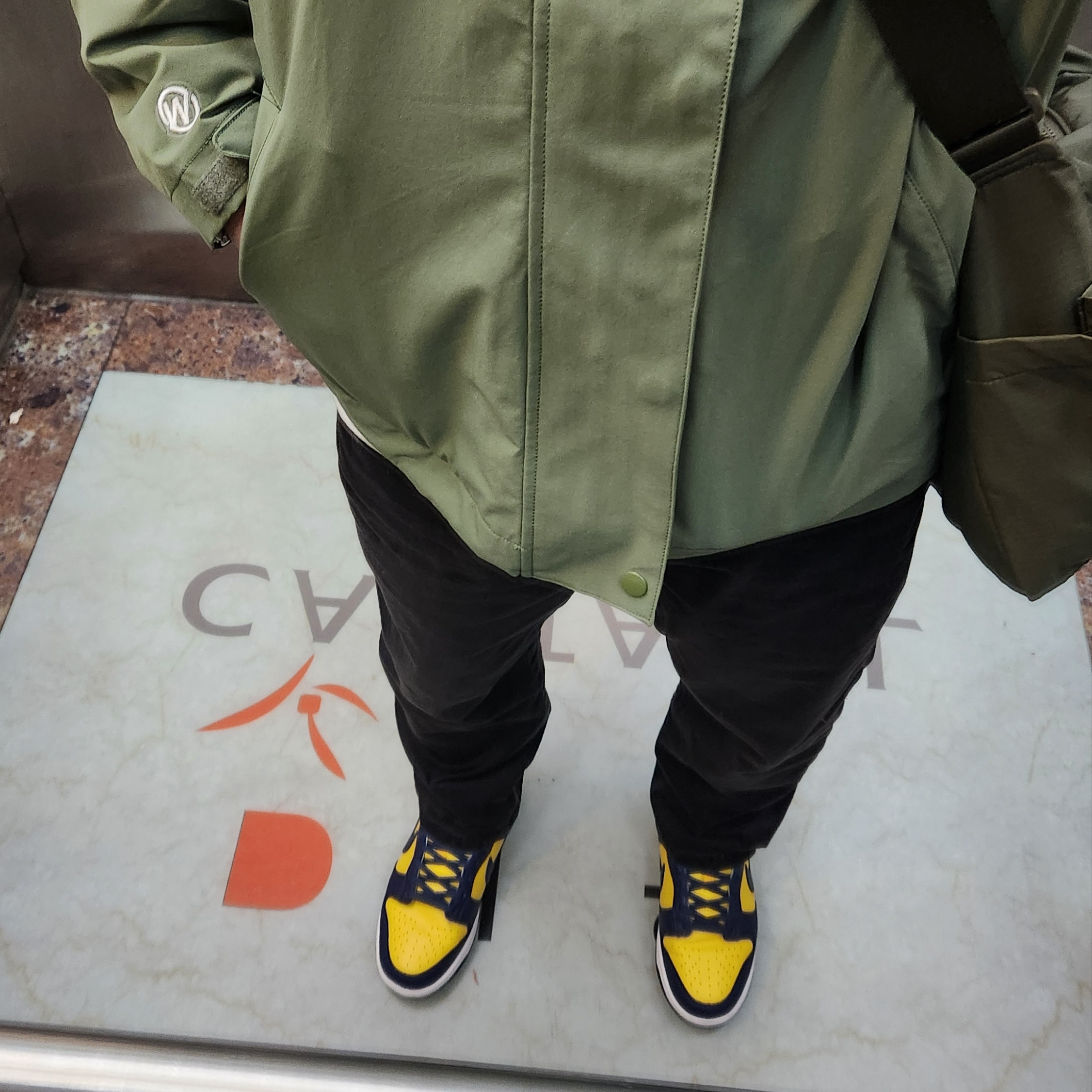 Nike Dunk Low Retro Varsity Maize 착용 스타일