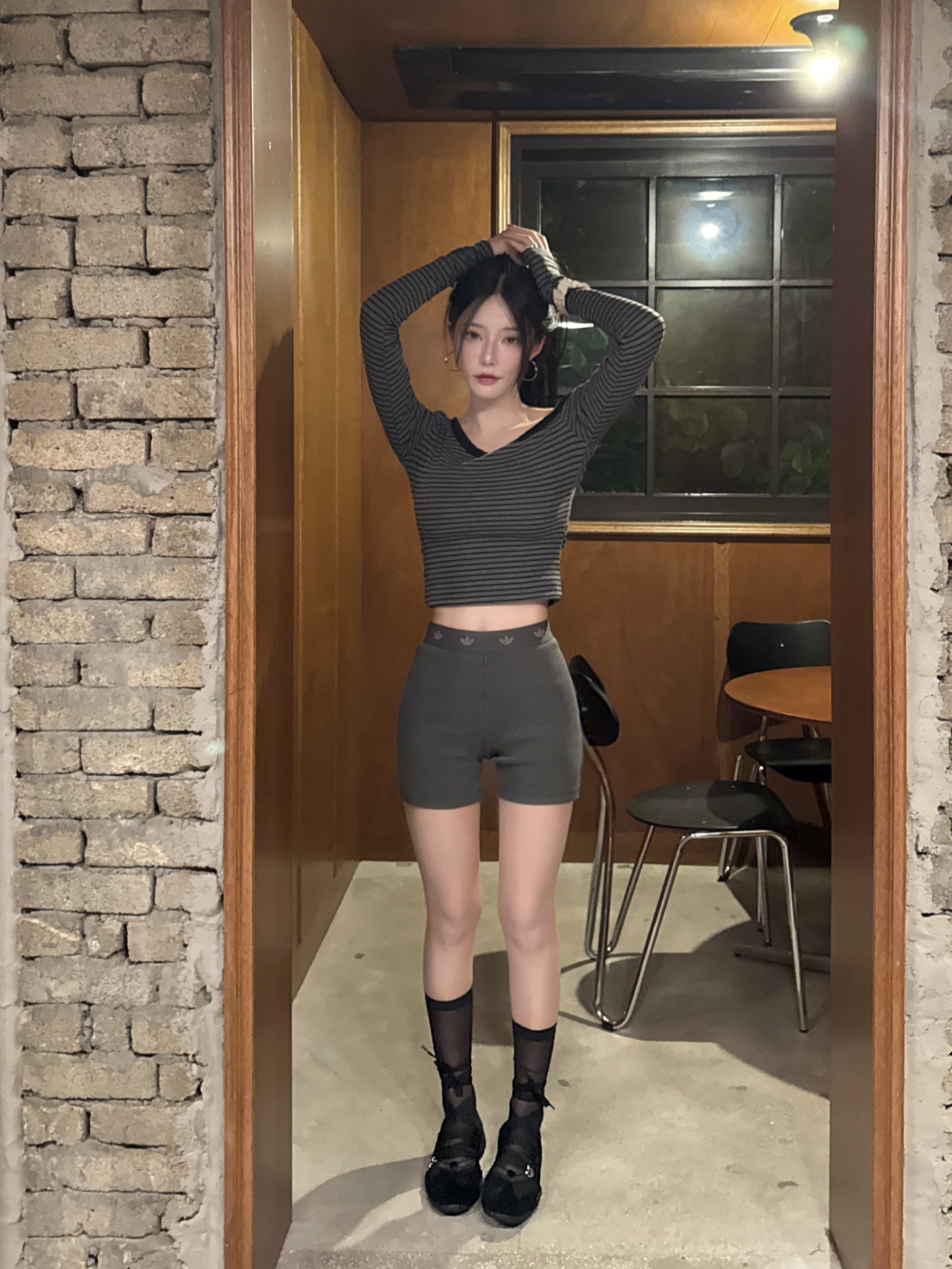 Suecomma Bonnie Fev Mary Jane Sneakers Black 착용 스타일 - 1