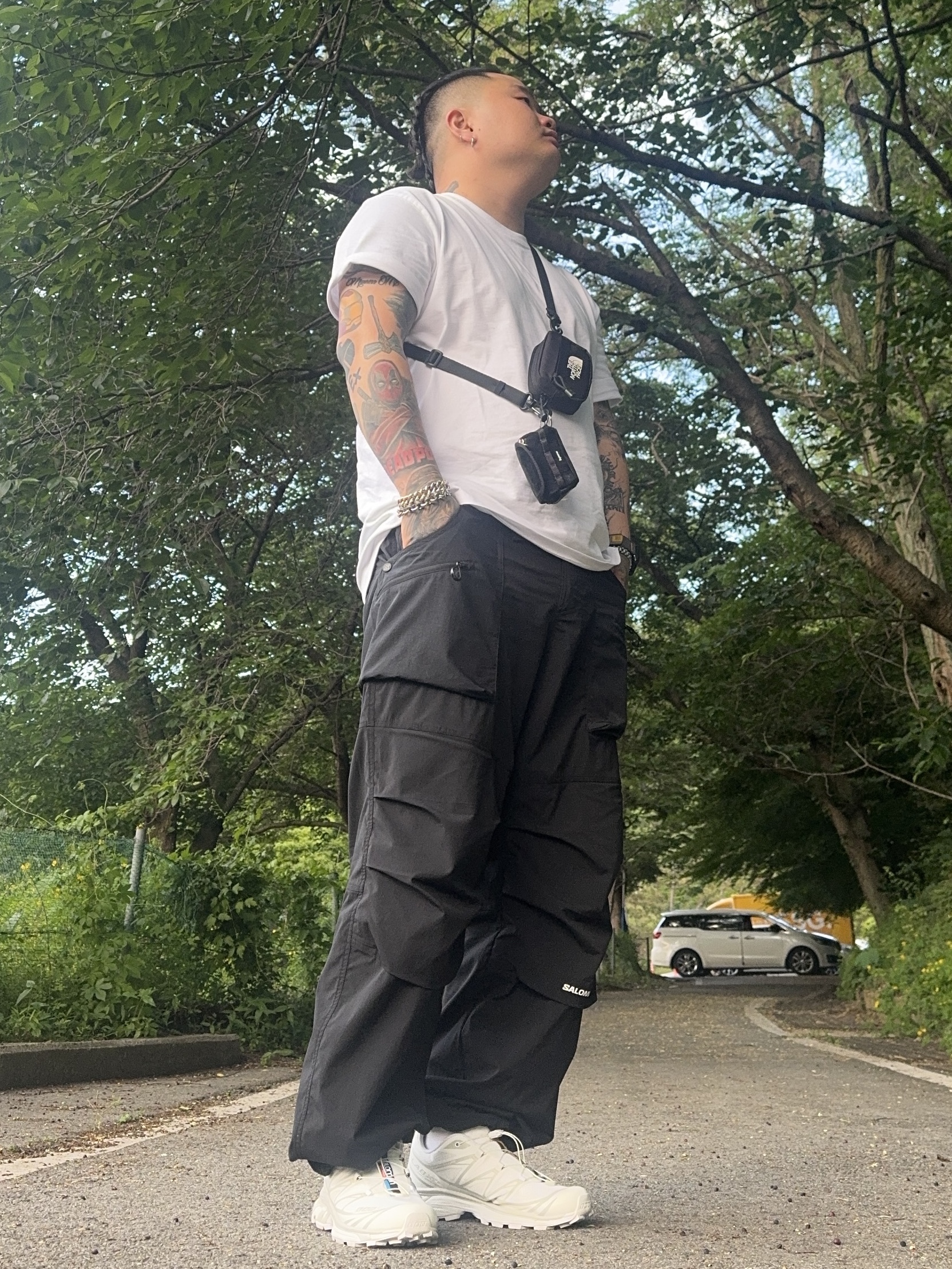 Salomon XT-6 ADV White, Supreme x The North Face Suede Base Camp Duffle Keychain Black - 23FW 착용 스타일