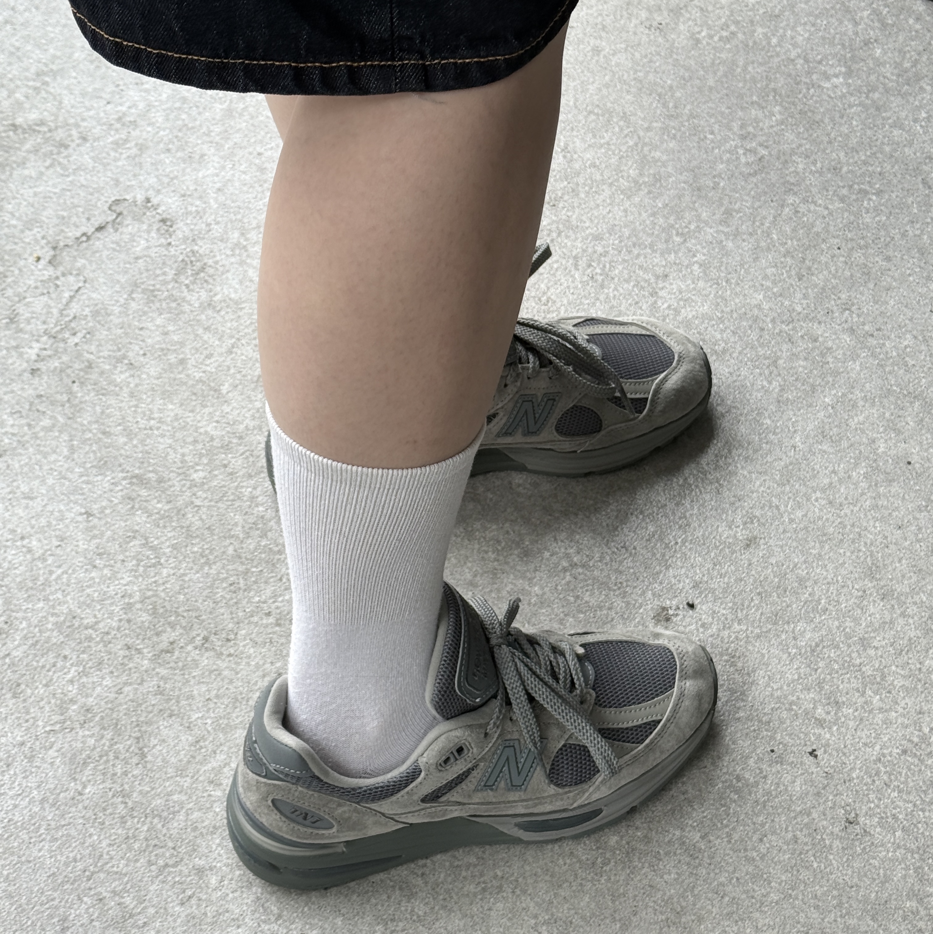 New Balance x Thisisneverthat 991v2 Made in UK Grey, Nike x Tiffany & Co. Air Force 1 Low SP 1837 착용 스타일 - 1