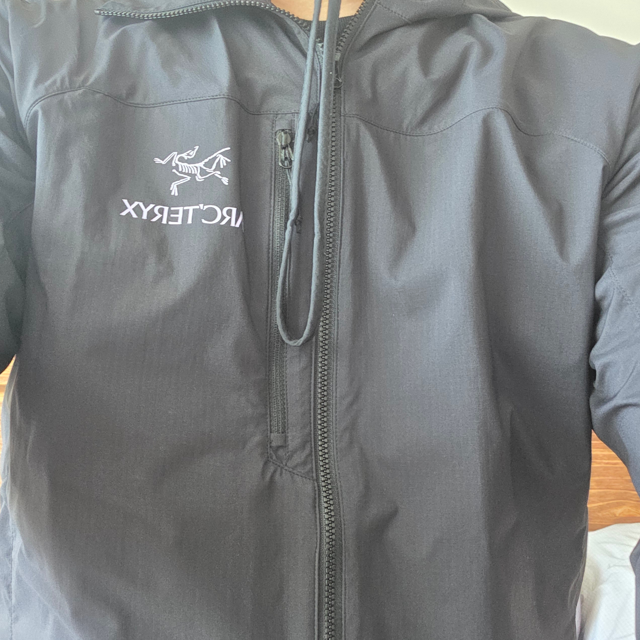 Arc'teryx Squamish Hoody Black 착용 스타일