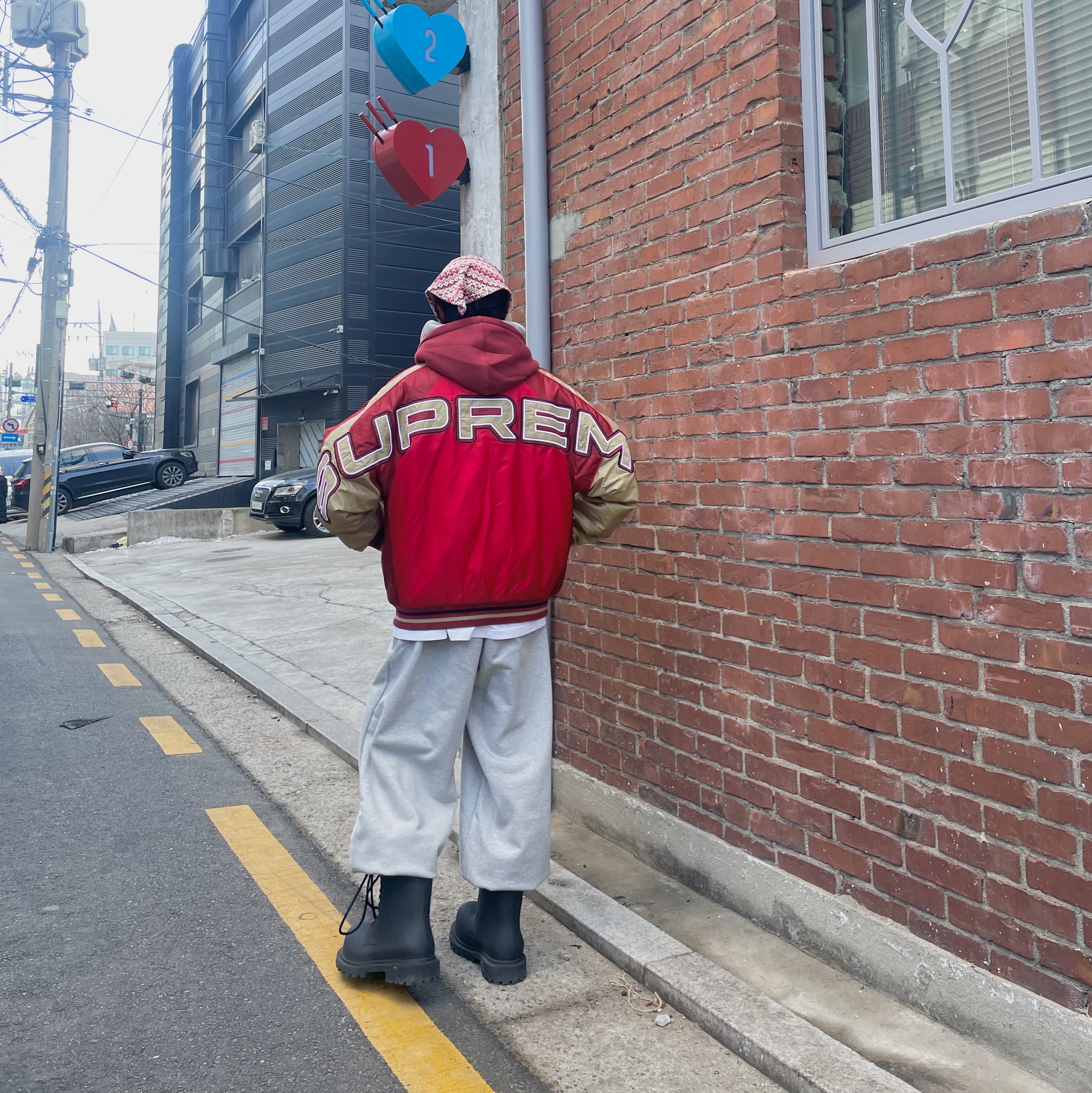 Supreme Hooded Stadium Jacket Red - 24SS, Balenciaga XL Army Boots Full Eva Black 착용 스타일 - 3
