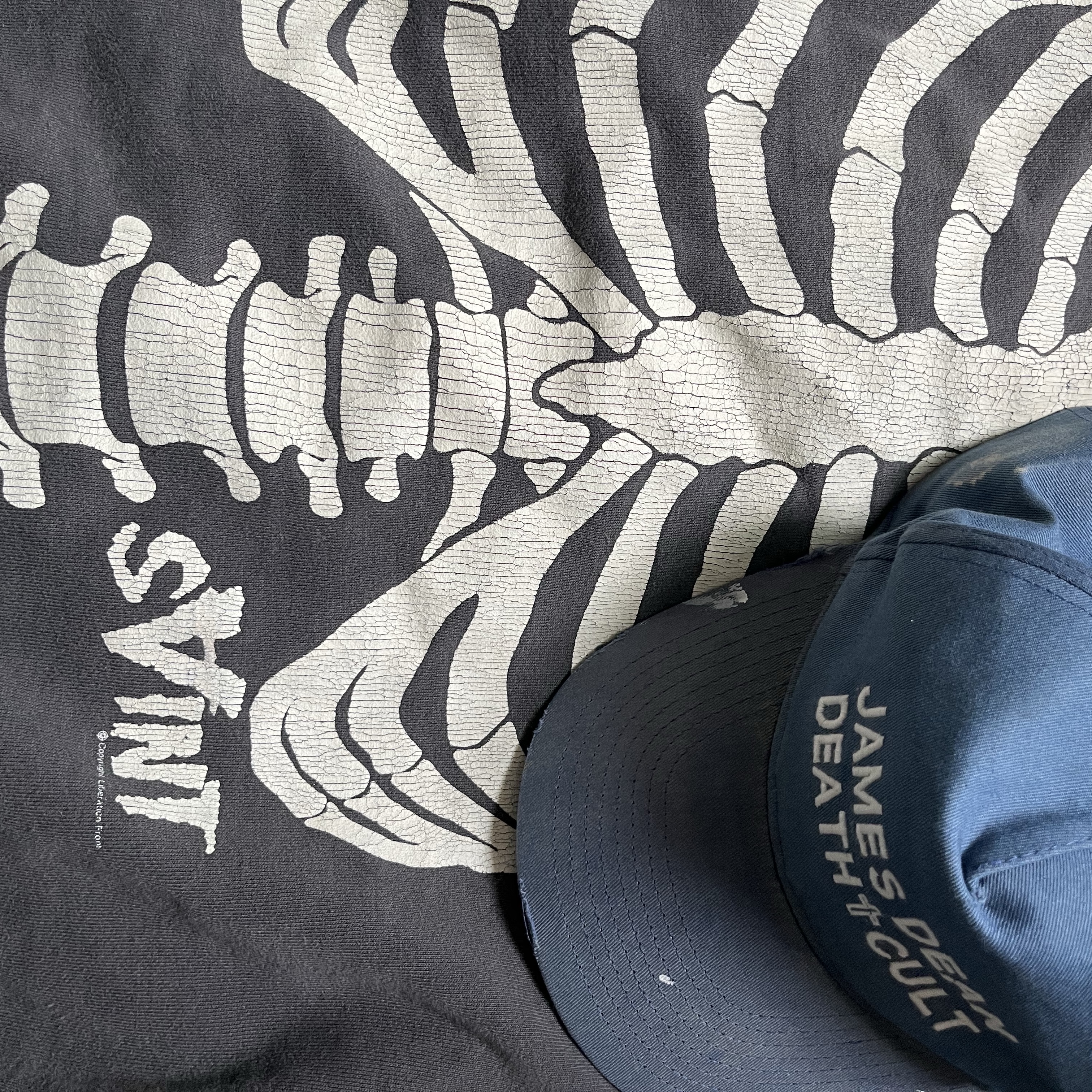 Saint Mxxxxxx x VLONE Bone Hoodie Black - 22FW 착용 스타일