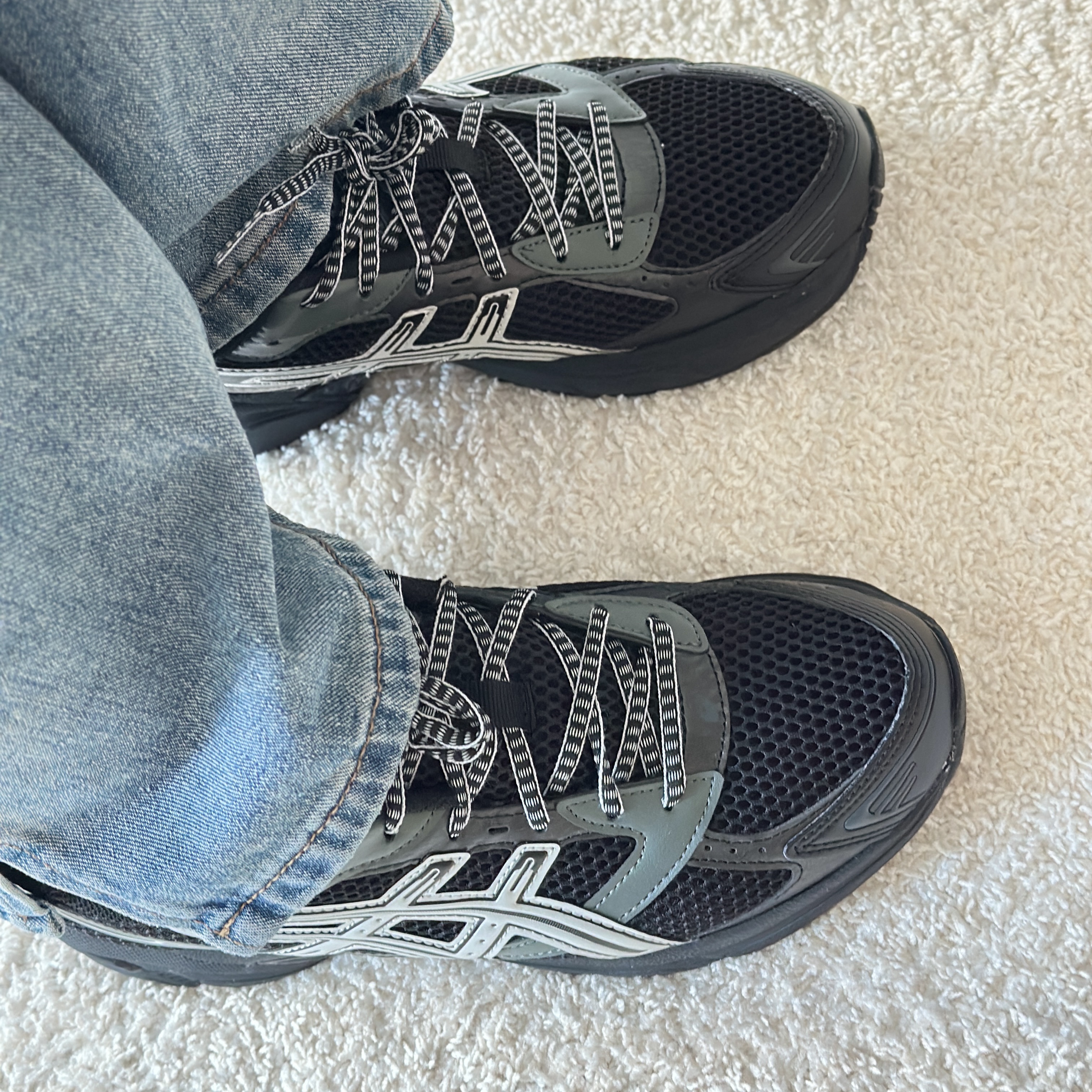 Asics Gel-1130 Black Glacier Grey - Folder Exclusive 착용 스타일 - 1