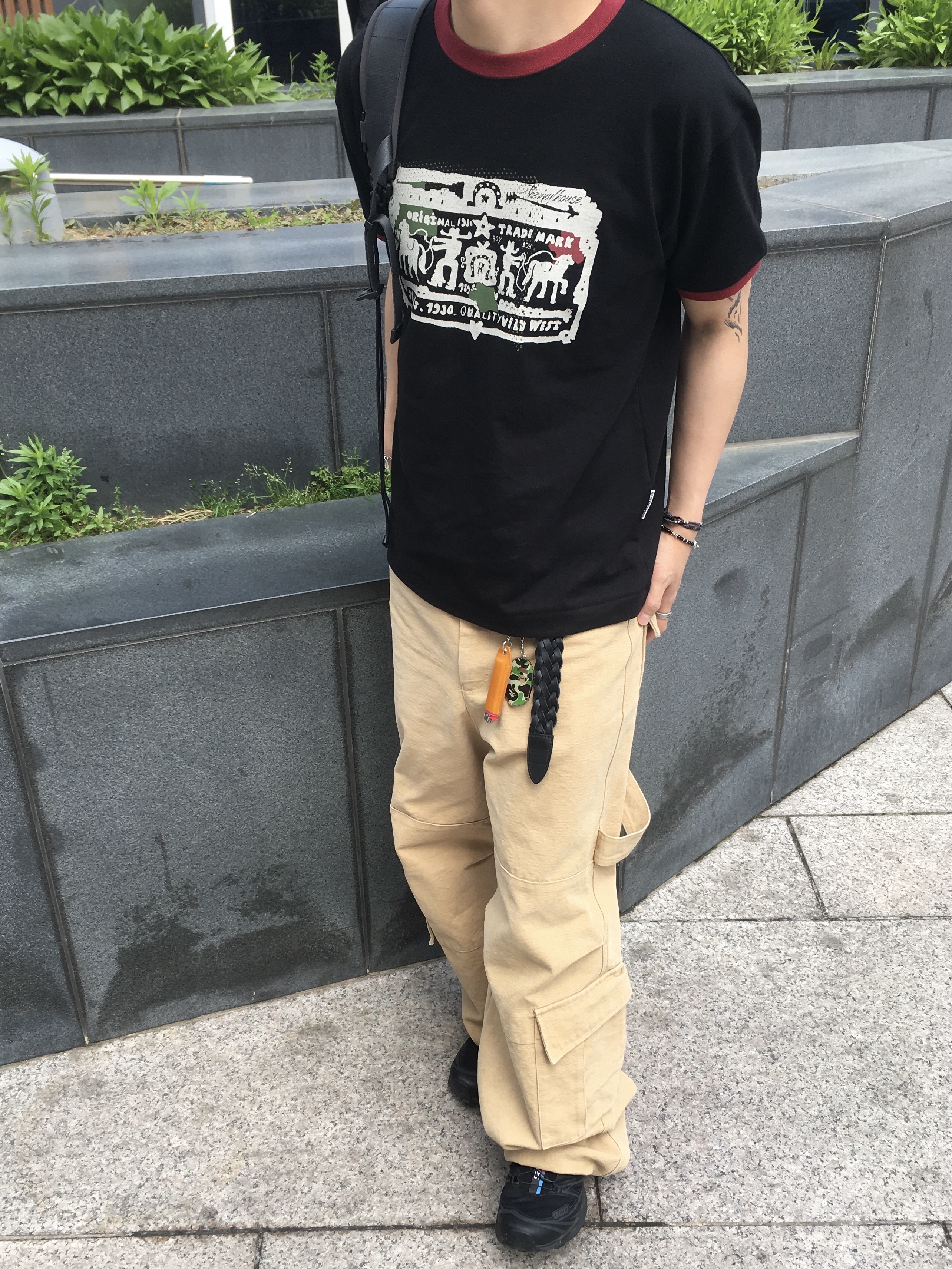 [KREAM 단독] Thevinylhouse Cowboy Pictogram Ringer Tee Black, Salomon XT-6 ADV Black 착용 스타일 - 3