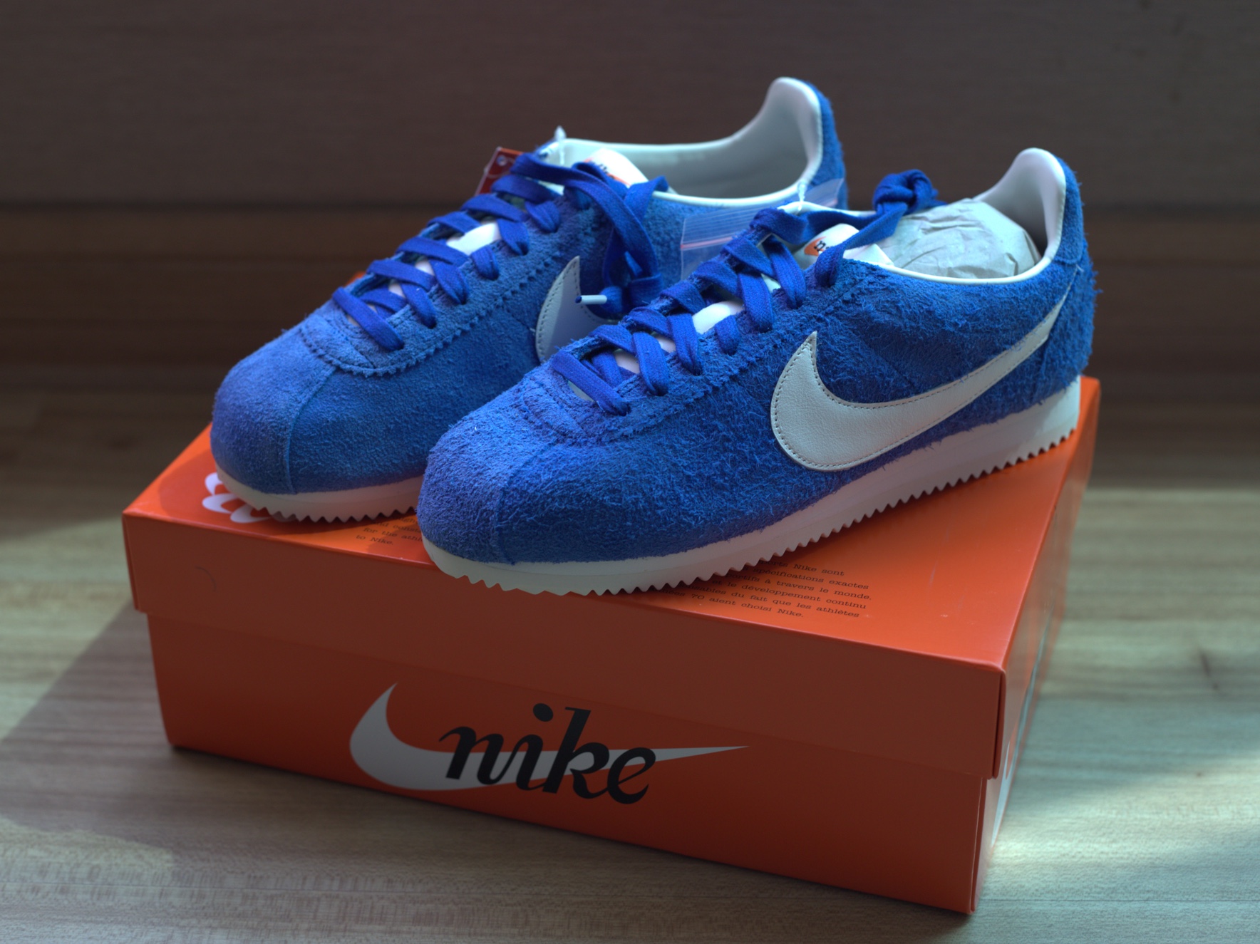 Nike Classic Cortez Kenny Moore Broken Foot 착용 스타일