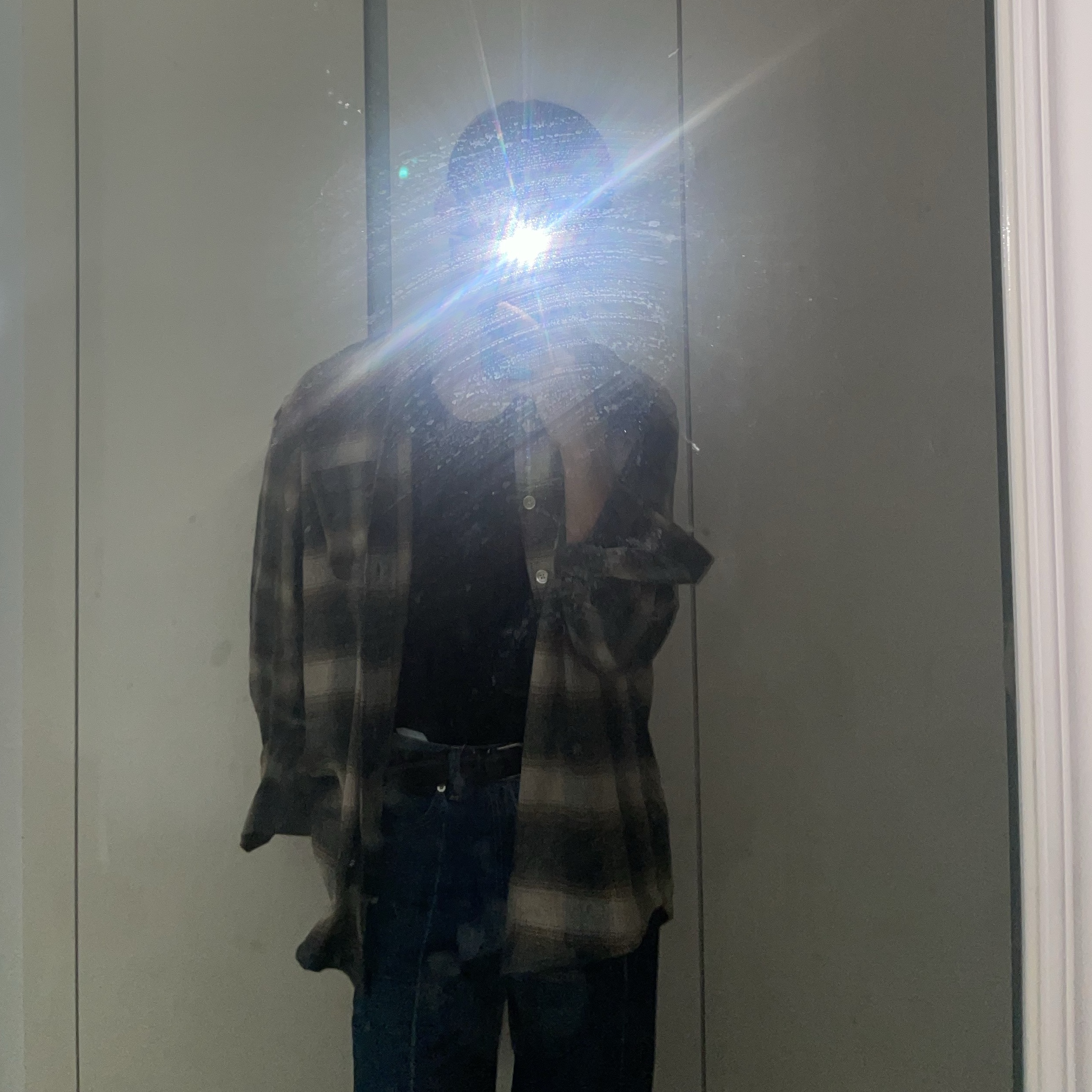 Our Legacy Above Shirt Doyle Check Lagger Flannel, Our Legacy 70s Cut Mid Blue Crease Denim 착용 스타일