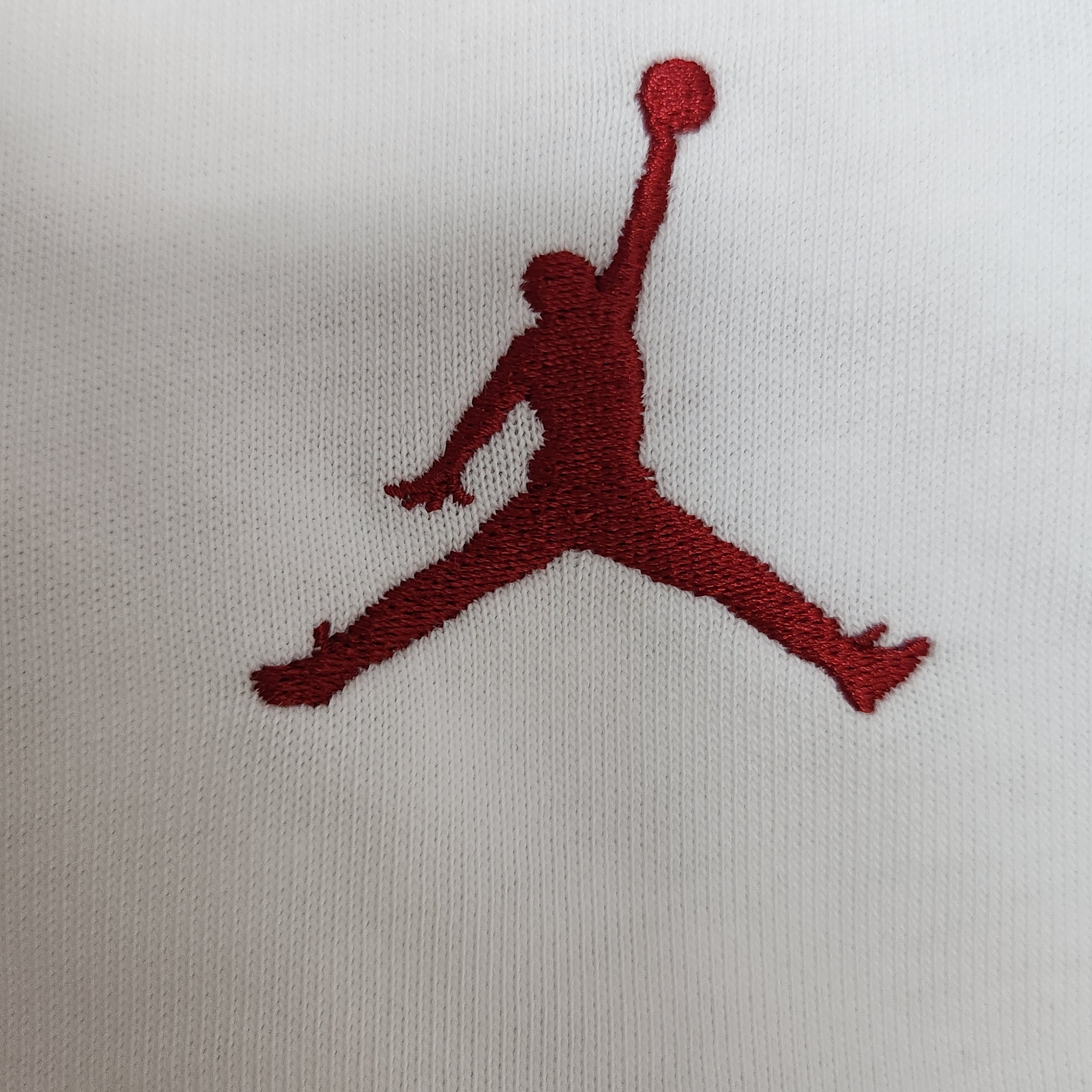Jordan Seoul T-Shirt White Varsity Red (IB9106-100) 착용 스타일 - 5