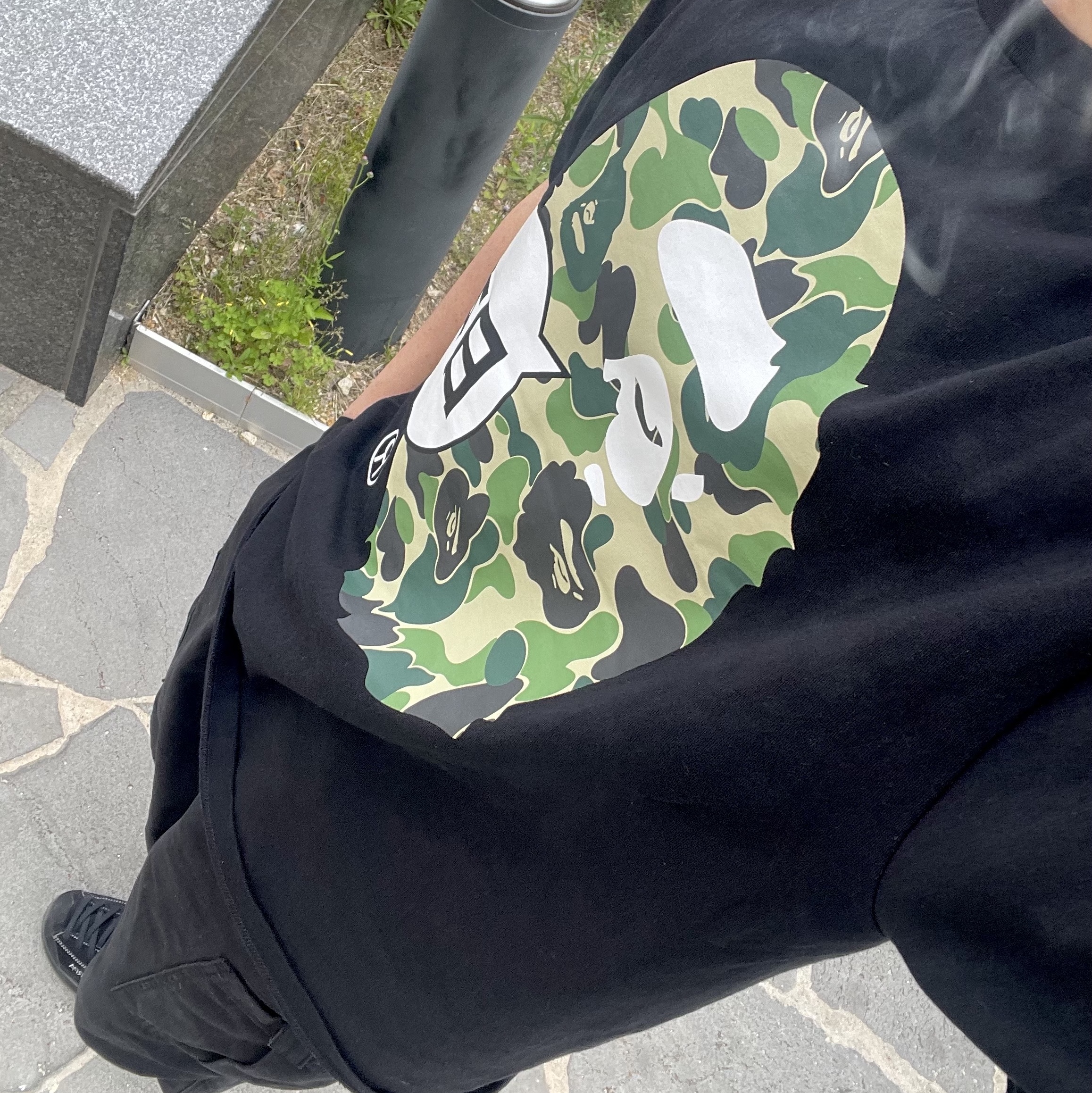 BAPE Japan Big Ape Head City T-Shirt Black 착용 스타일