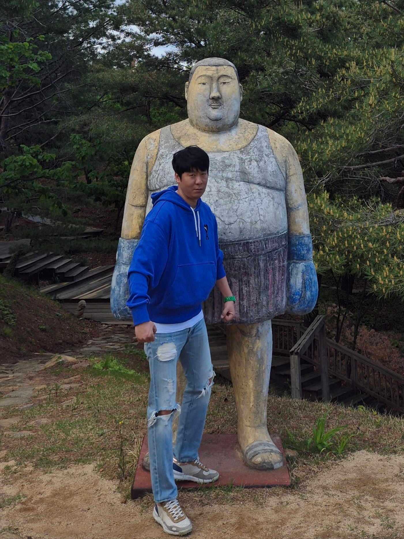 Puma x AMI Hoodie Dazzling Blue 착용 스타일 - 1