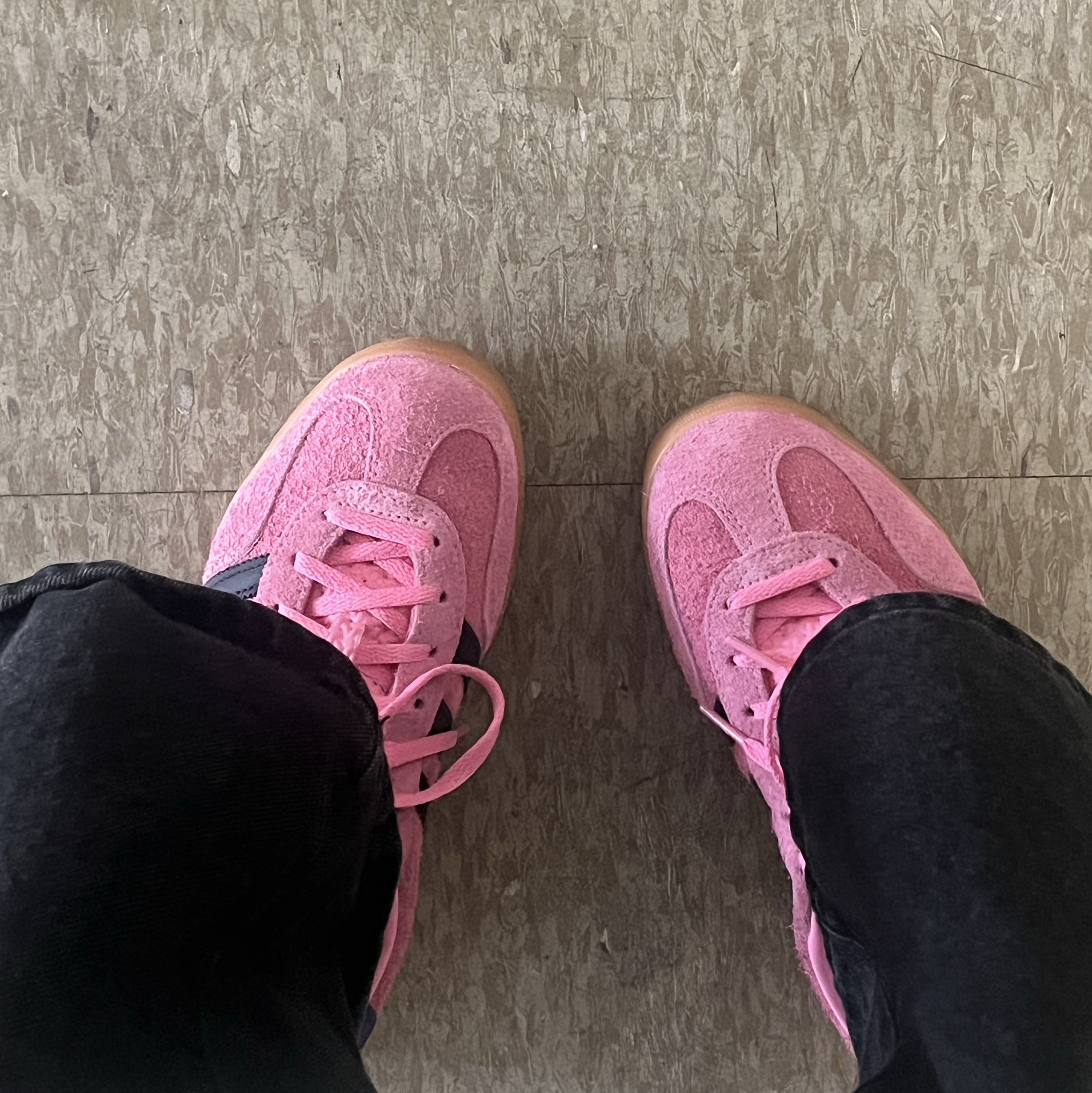 (W) Adidas Gazelle Indoor Bliss Pink 착용 스타일