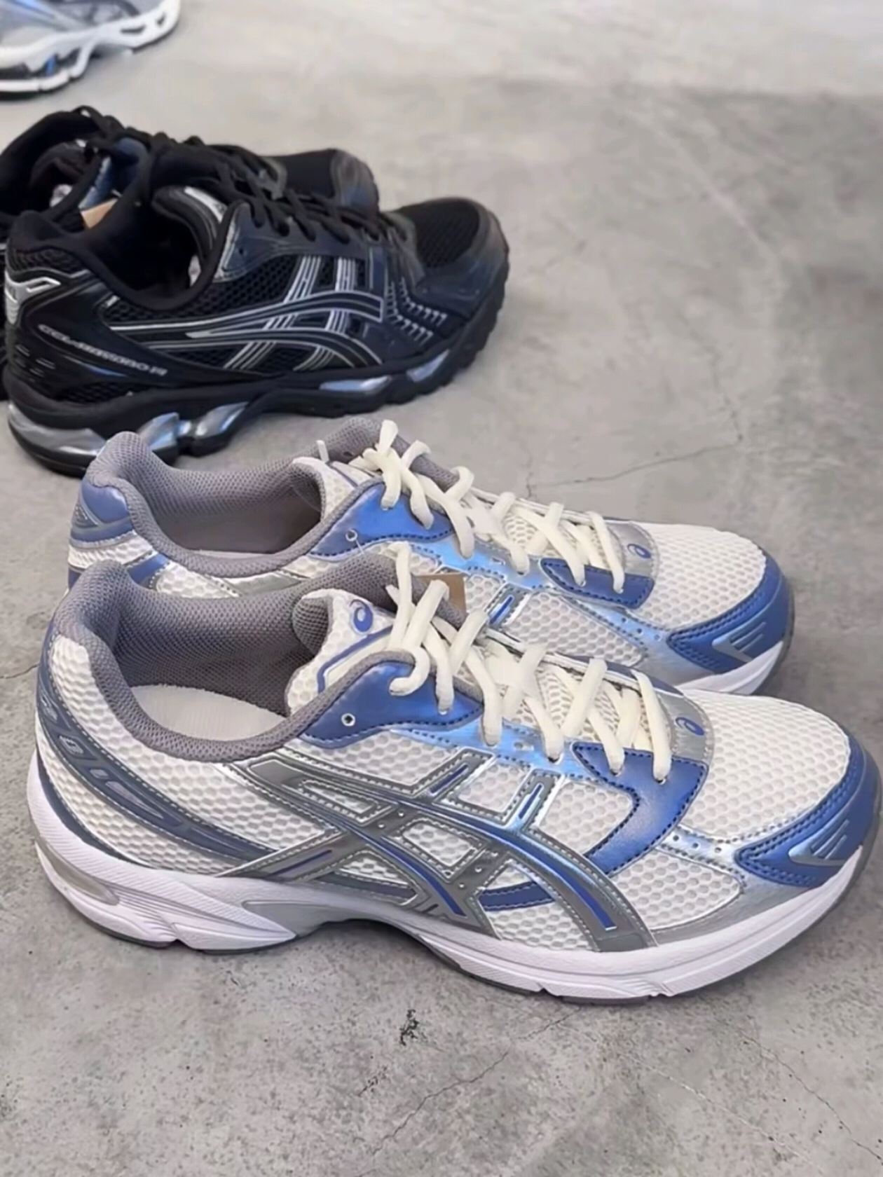 Asics Gel-1130 Cream Blueberry 착용 스타일