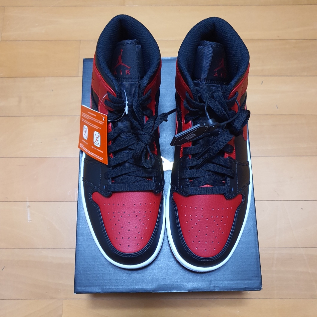 Jordan 1 Mid Bred Banned 2020 착용 스타일