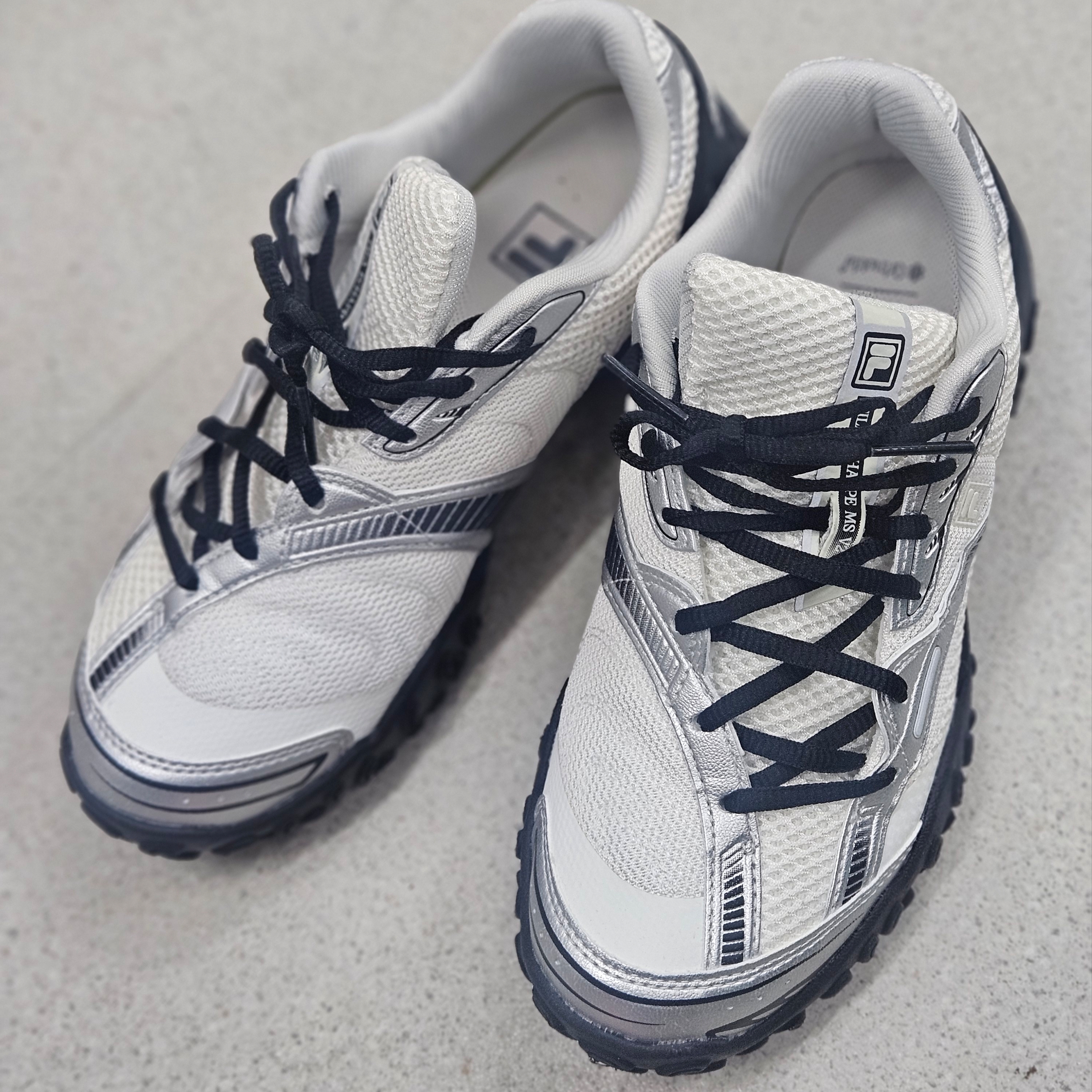 Fila Echappe v2 White Black 착용 스타일