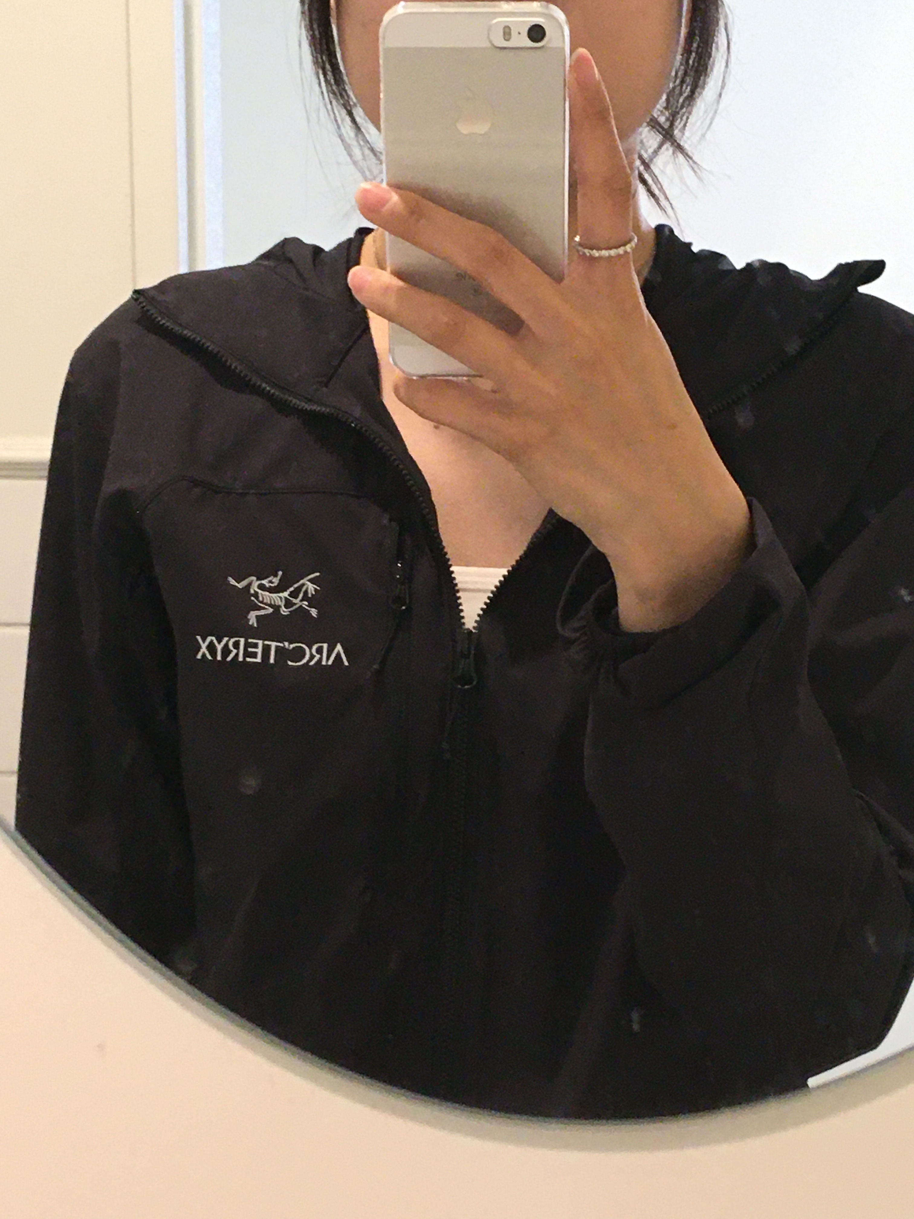 Arc'teryx Squamish Hoody Black 착용 스타일 - 2