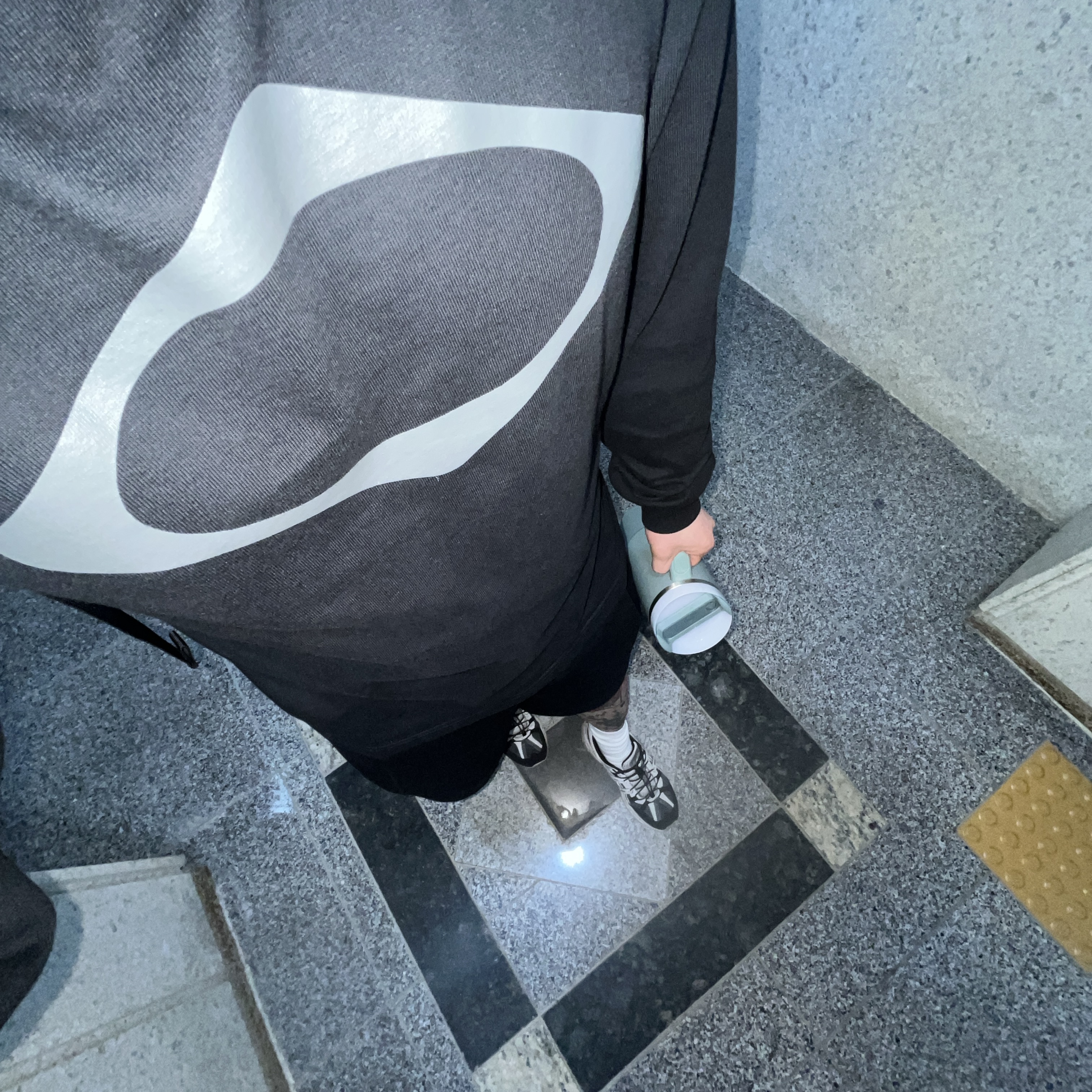 Mischief Rhombus Basic T-Shirt Black 착용 스타일