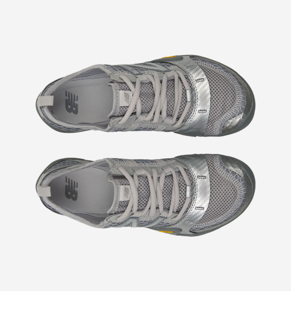 ★NB★Minimus MT10O Slate Grey Silver llic★追跡可 NEW BALANCE - SLATE GREY AND SILVER METALLIC MINIMUS MT10