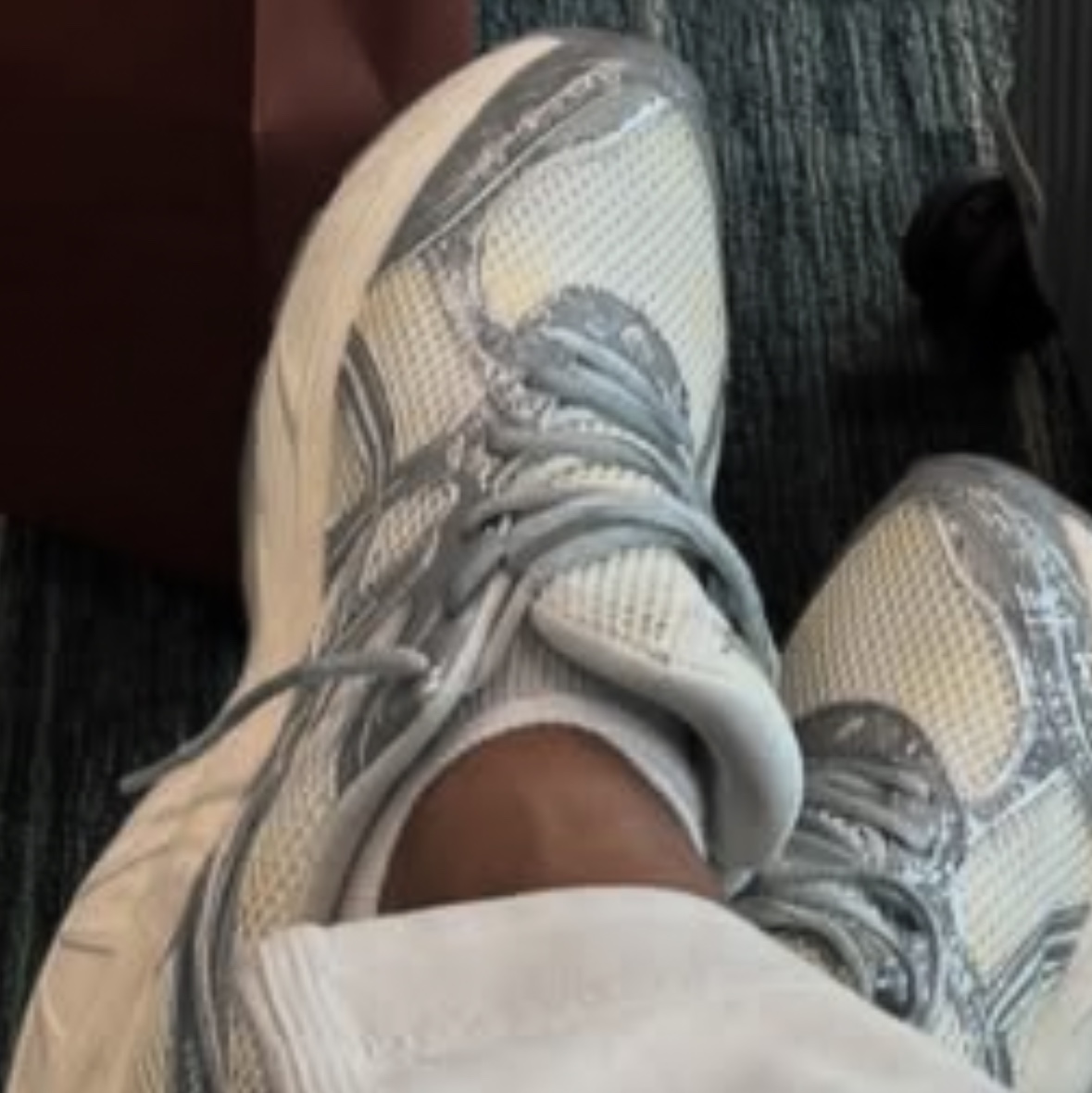 (W) Asics Gel-1130 Cream Pure Silver 착용 스타일 - 1