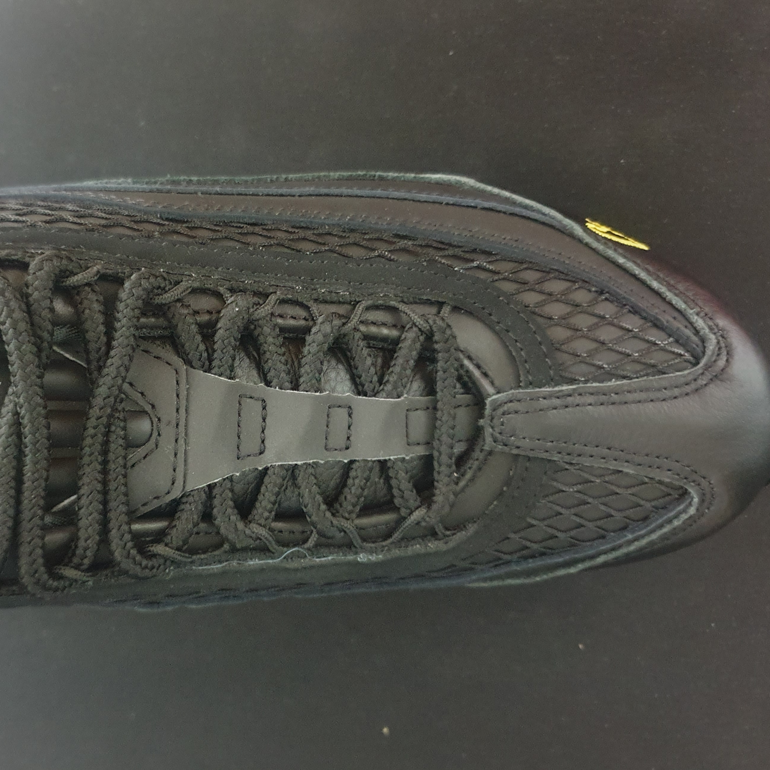 Nike x Corteiz Air Max 95 Black and Tour Yellow 착용 스타일