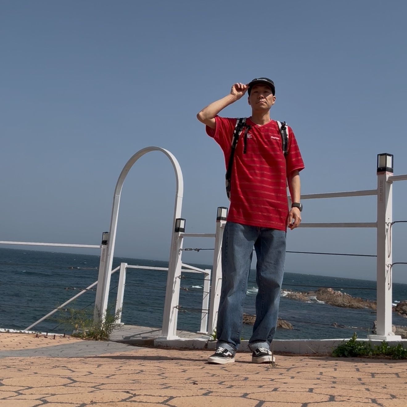 Supreme Coated Denim Camp Cap Black - 24SS, Supreme x Umbro Stripe Soccer Jersey Red - 25SS 착용 스타일 - 2