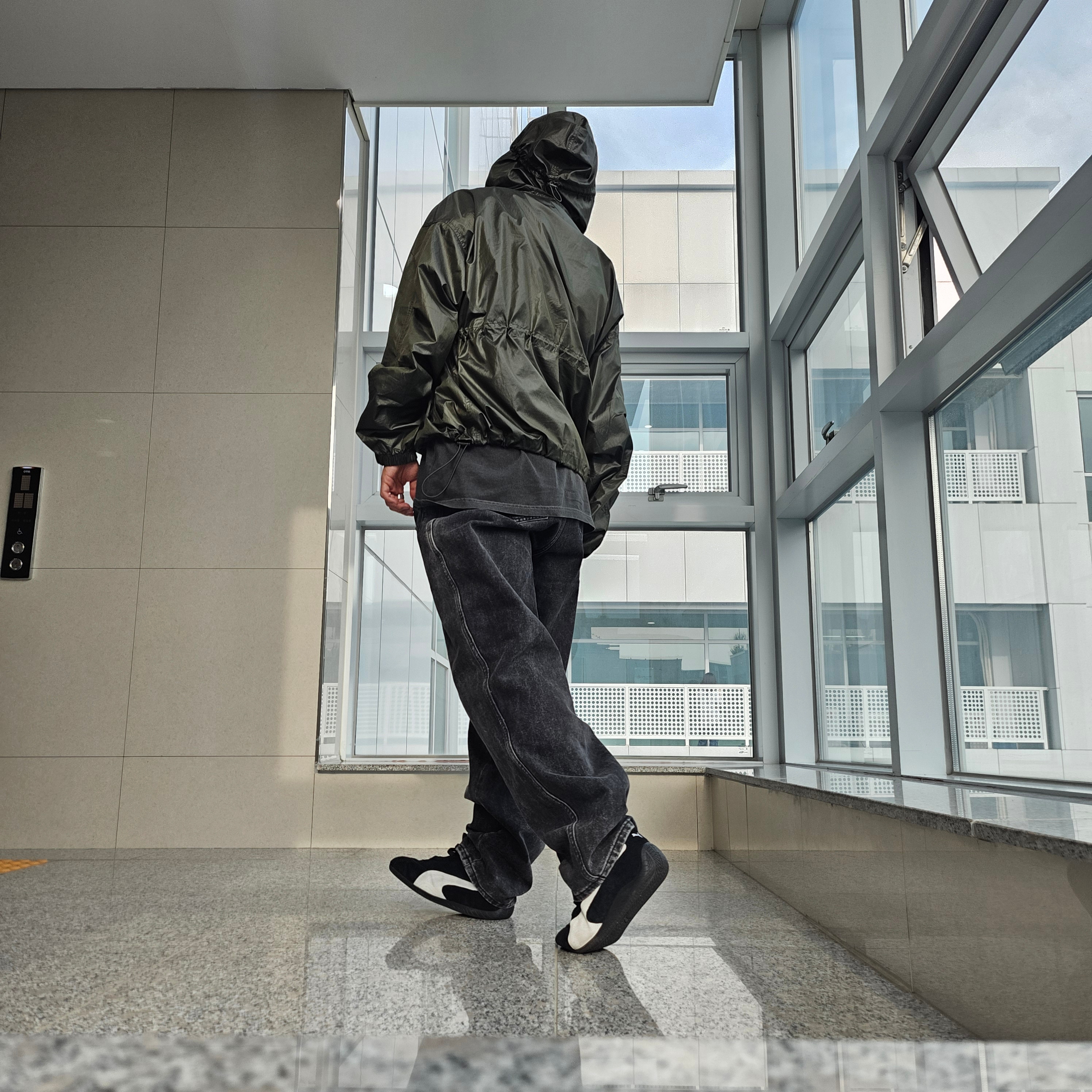 Puma Speedcat OG Sparco Black White, Nike Tech Windrunner Woven Full-Zip Jacket Sequoia - Asia 착용 스타일 - 3