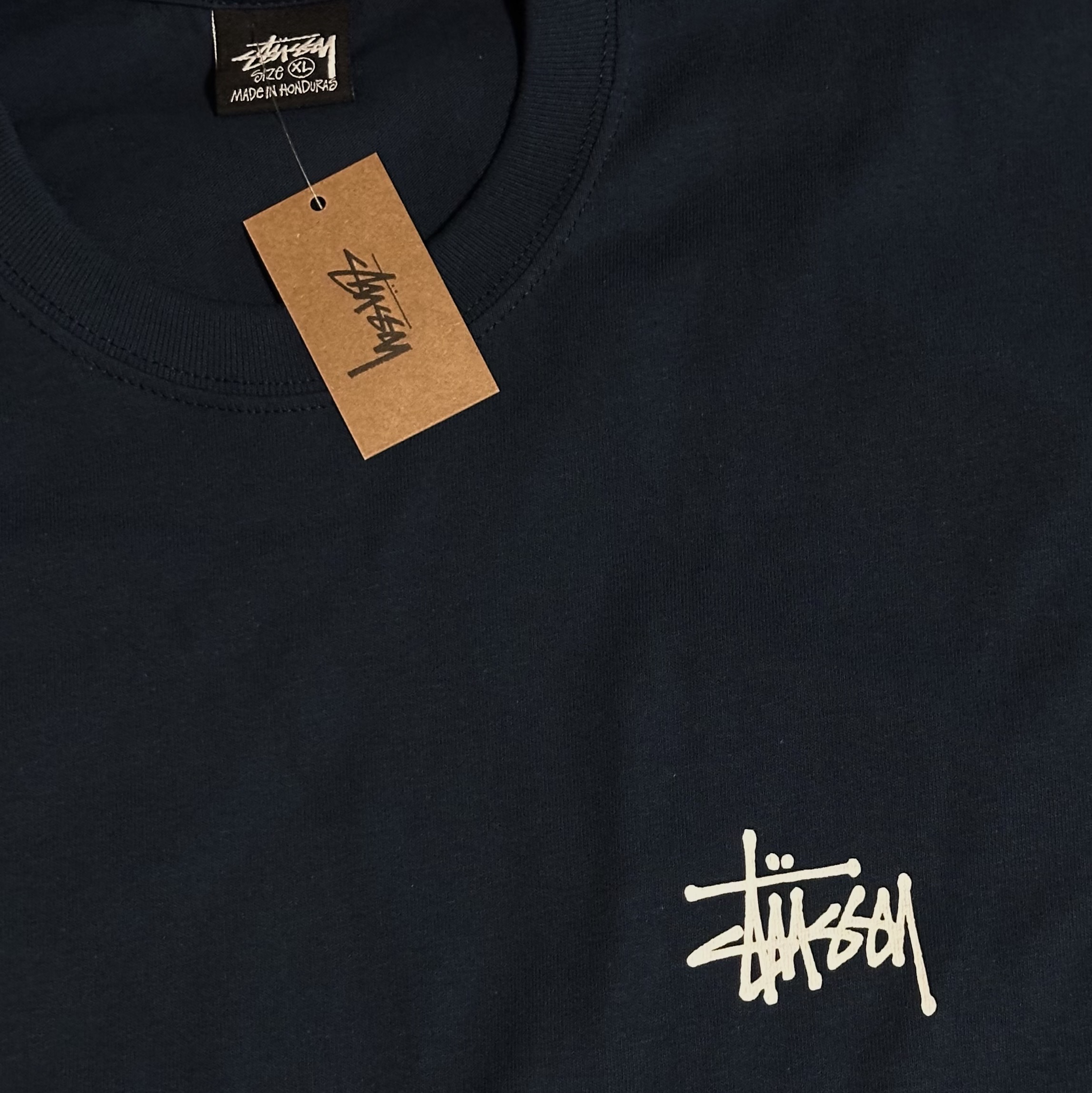 Stussy Basic Stussy T-Shirt Navy 2024, 2025 착용 스타일 - 1