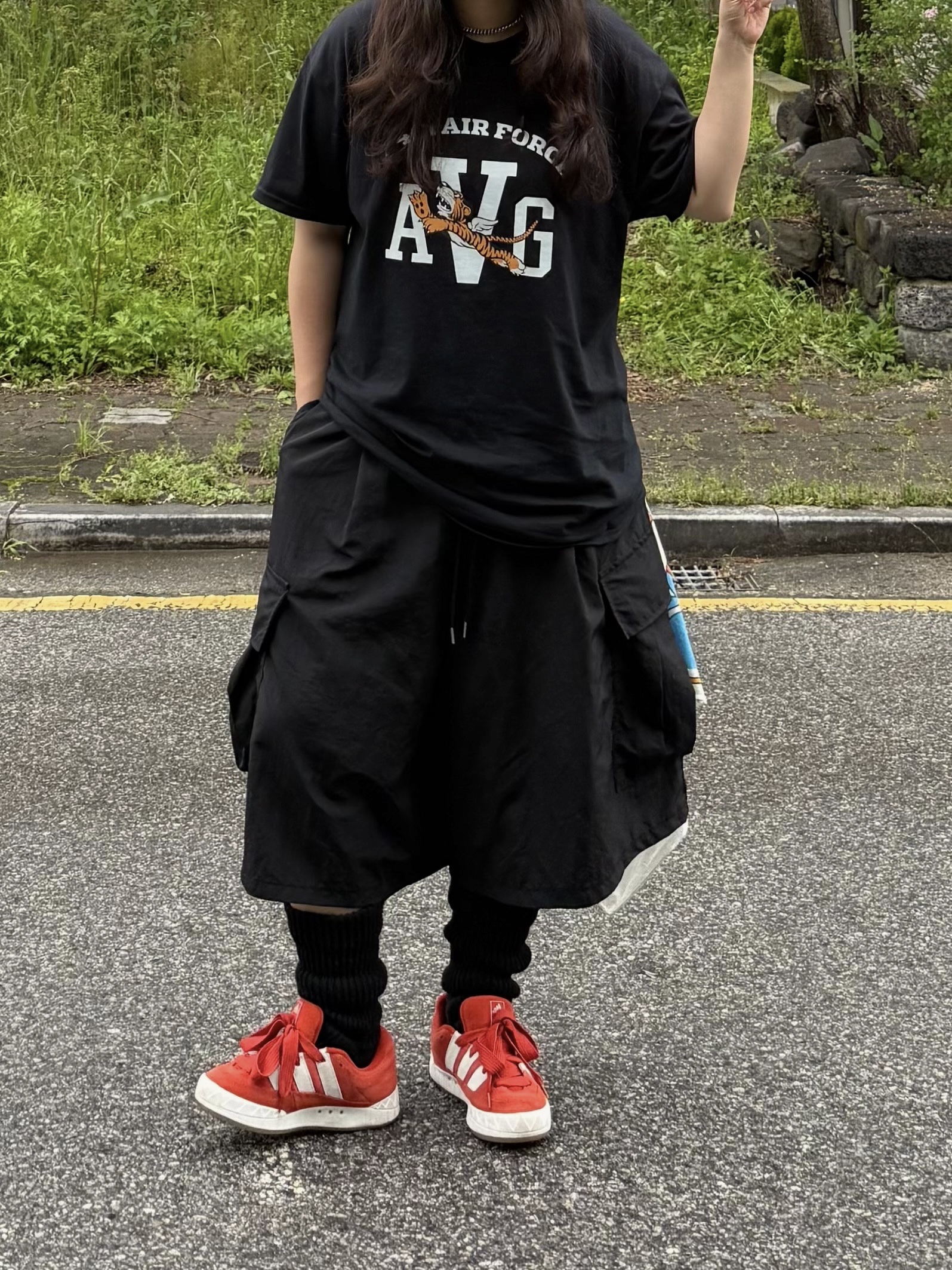 Gildan X American Collection AVG TIGER T-Shirt Black 착용 스타일 - 3