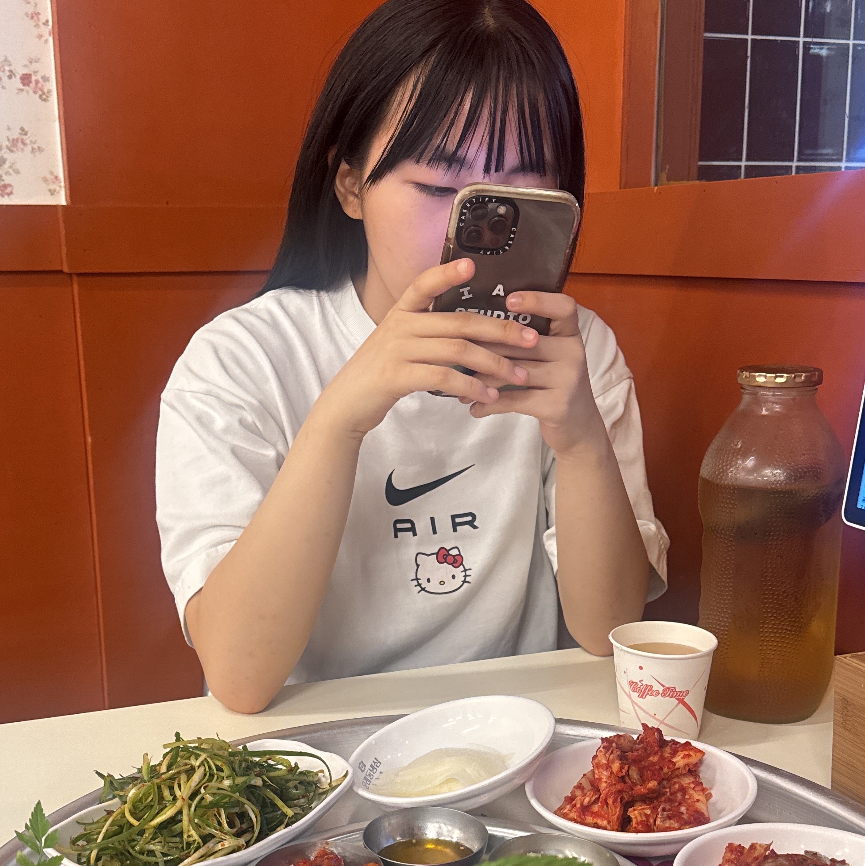 Nike x Hello Kitty NRG Air T-Shirt White - Asia, Casetify x IAB Studio iPhone White Logo Ultra Impact Bumper Case Clear 착용 스타일