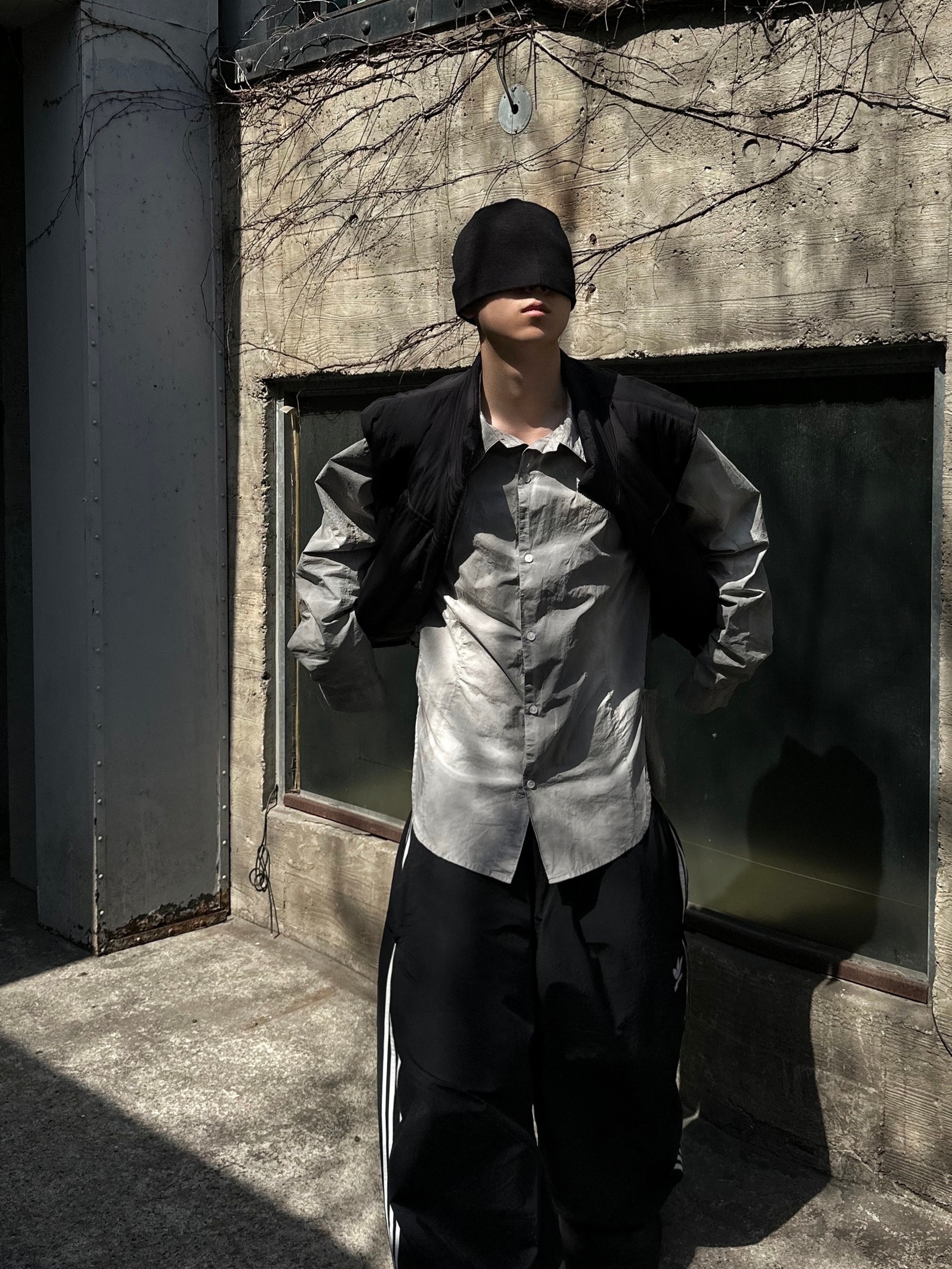 Balenciaga x Adidas Tracksuit Trousers Black, Balenciaga Steroid Derby Black 착용 스타일 - 4