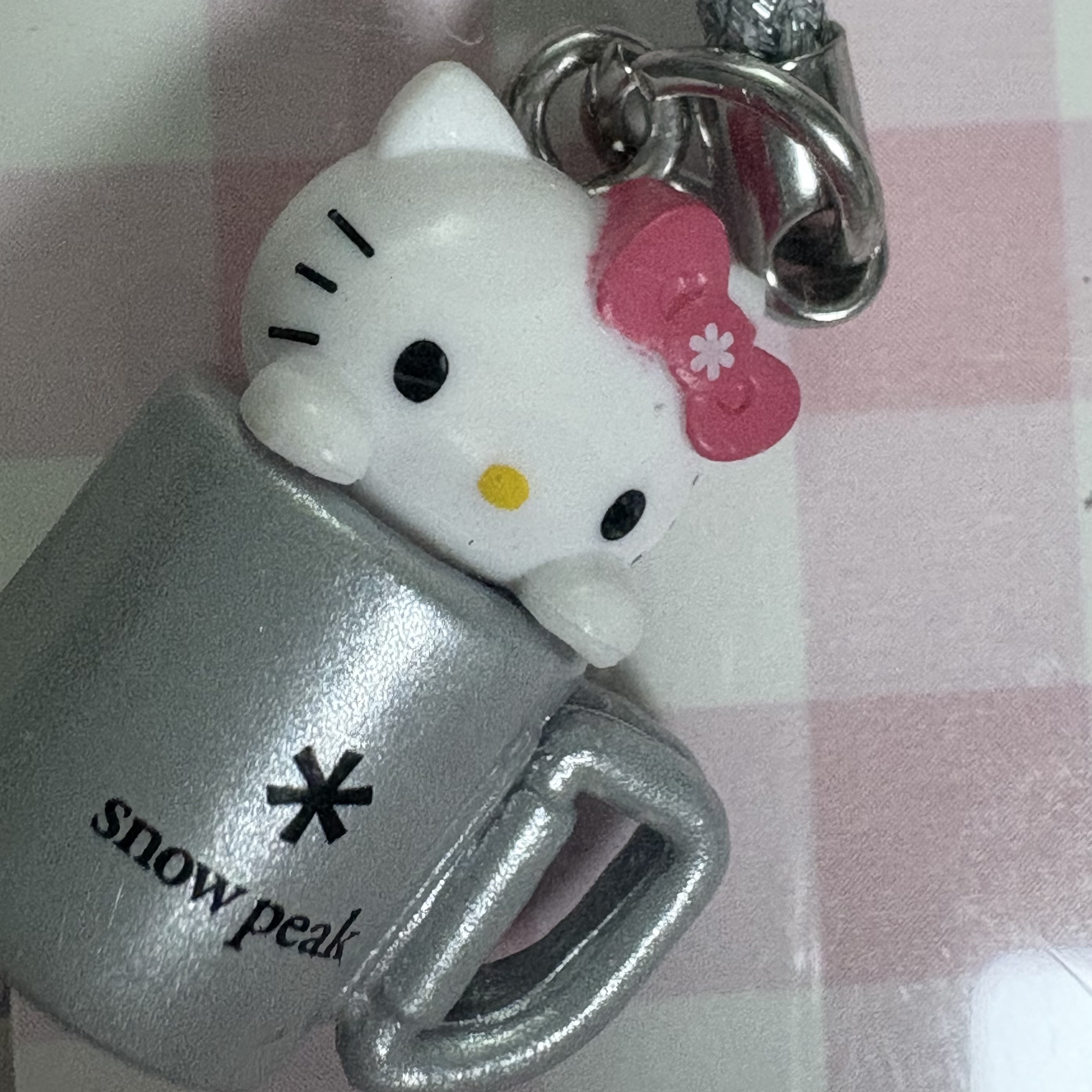 Snow Peak x Hello Kitty Figure Keying Mug White 착용 스타일