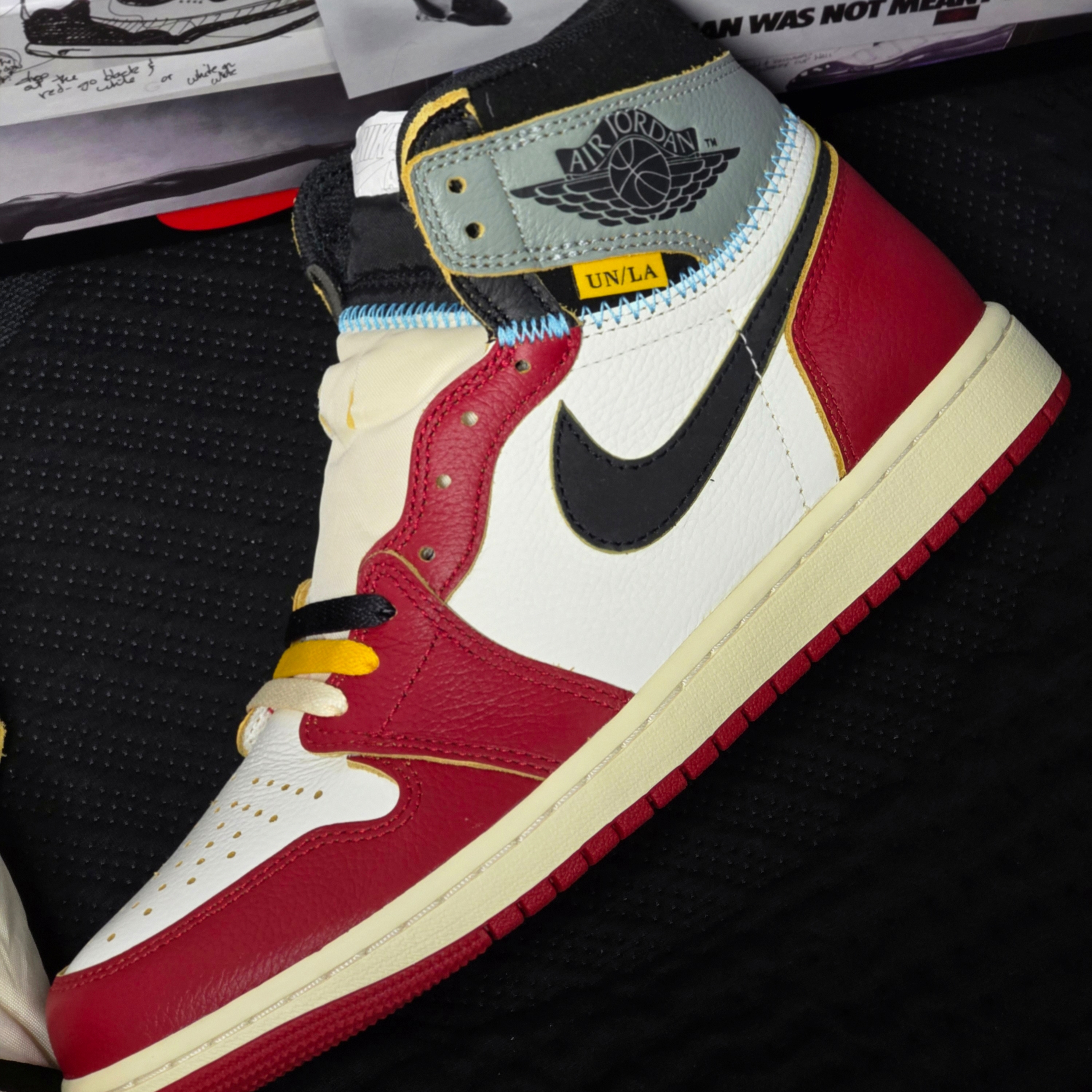 Jordan 1 x Union Retro High OG Chicago Shadow 착용 스타일 - 5