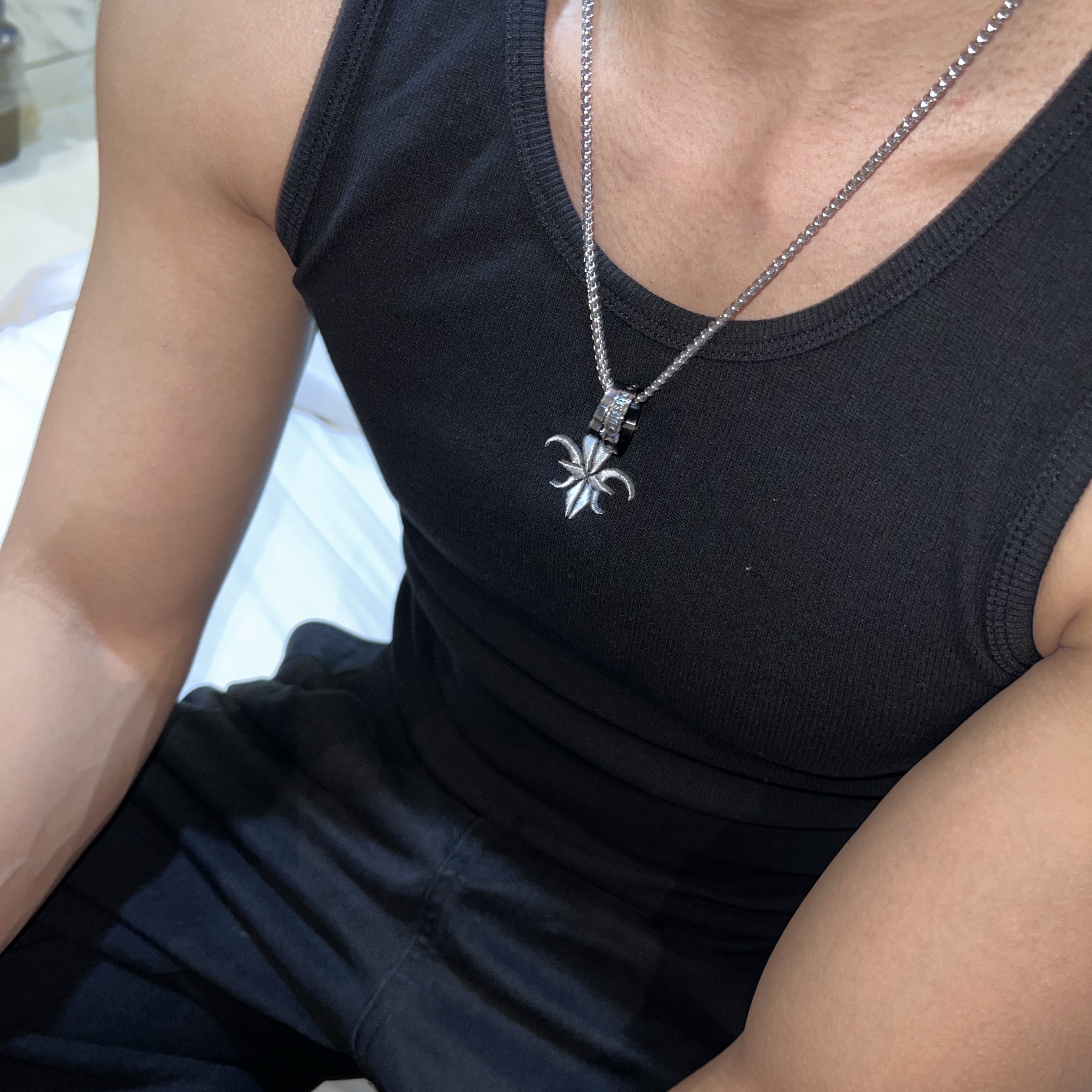 Diesel Dx1168040 Stainless Steel Double Pendant Necklace Silver 착용 스타일 - 2