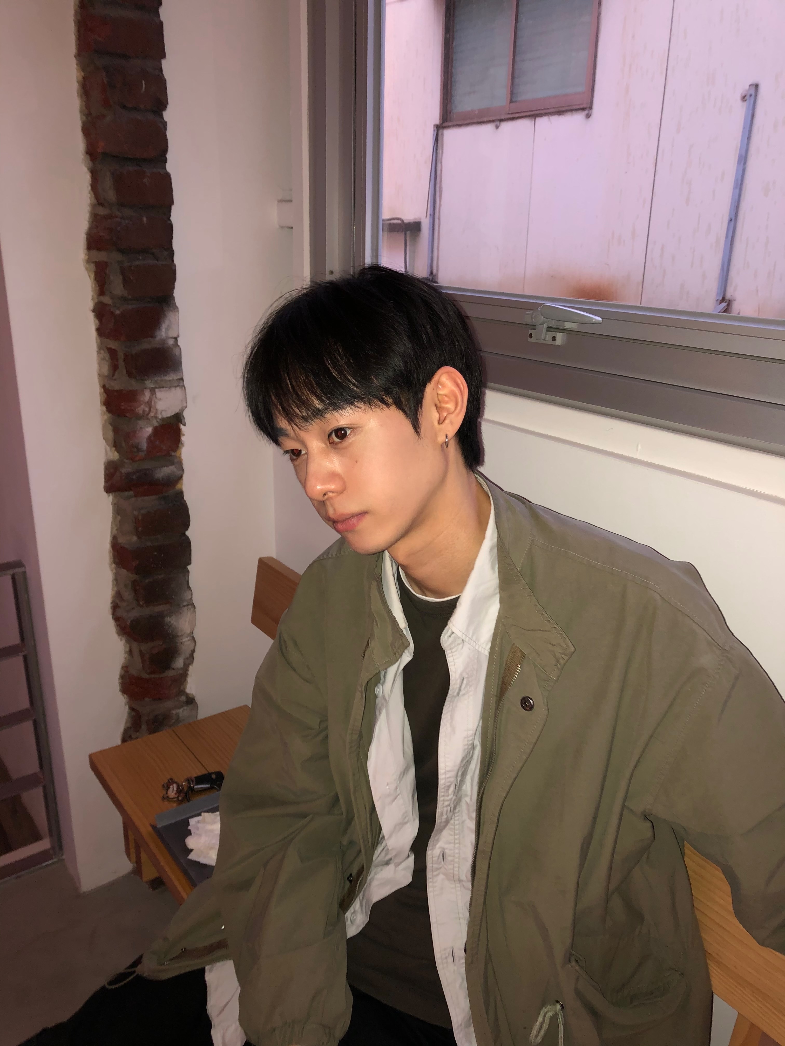 Human Made Dachs Keyring Brown 착용 스타일