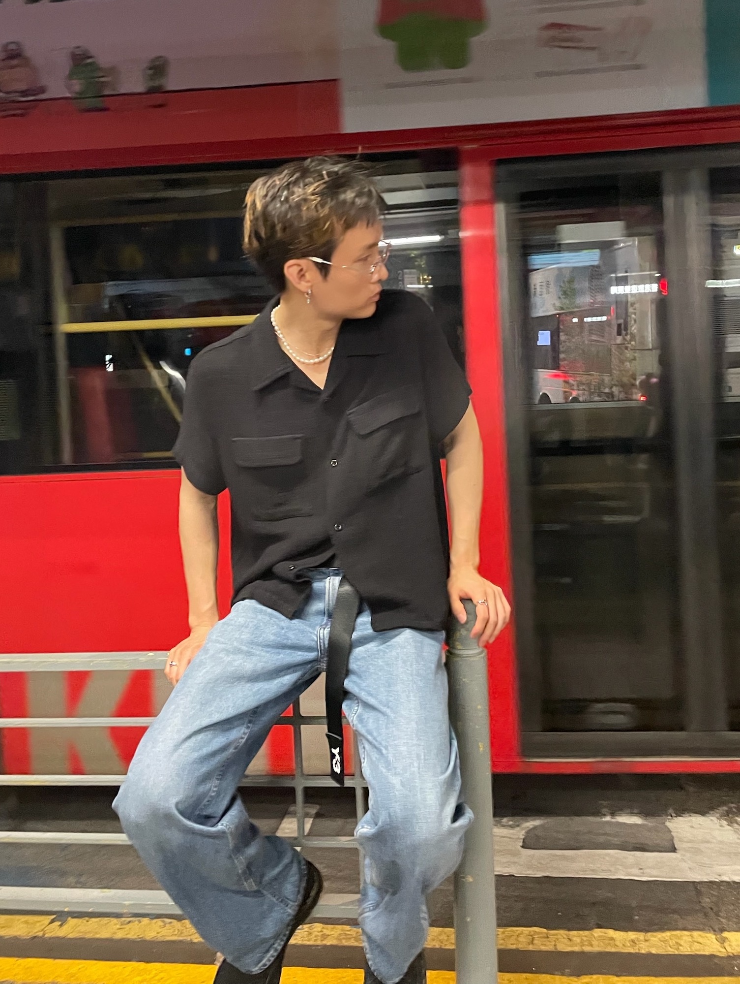 Y-3 Classic Logo Belt Black, Uniqlo x JW Anderson Straight Jean Blue - KR 착용 스타일 - 1