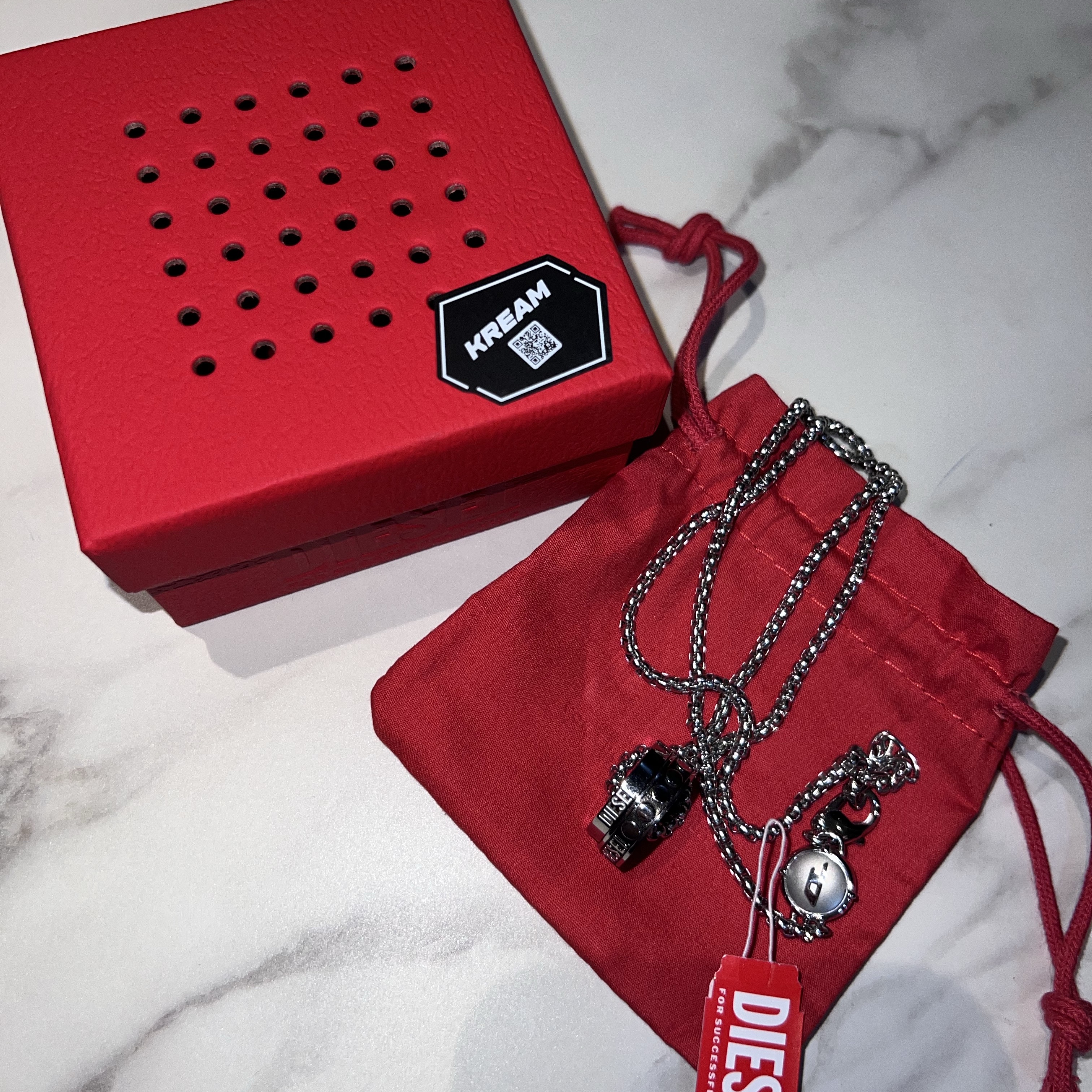 Diesel Dx1168040 Stainless Steel Double Pendant Necklace Silver 착용 스타일 - 1