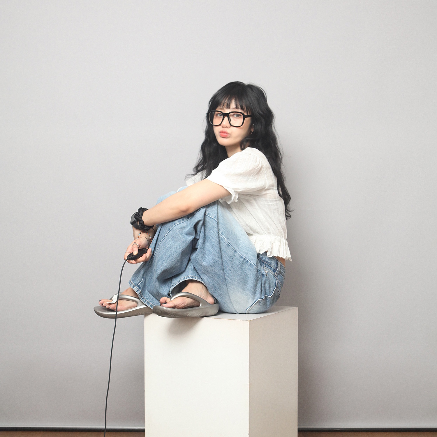 Taw&Toe Flip Flop Zerovity OG Light Silver 착용 스타일