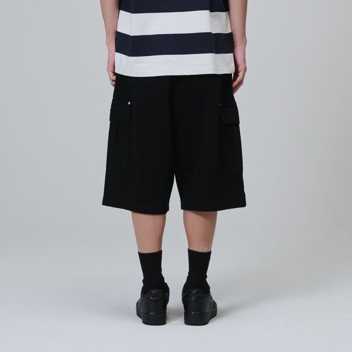 OP252UPT02BK00 Opening Project Cargo Pocket Bermuda Pant Black - #5