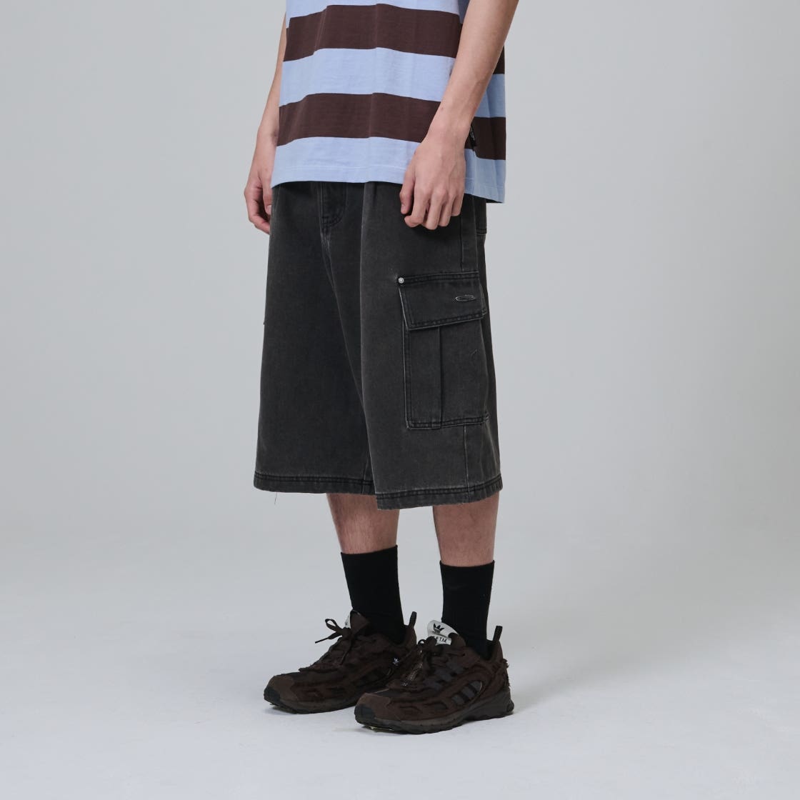 OP252UPT02CC00 Opening Project Cargo Pocket Bermuda Pant Charcoal - #4