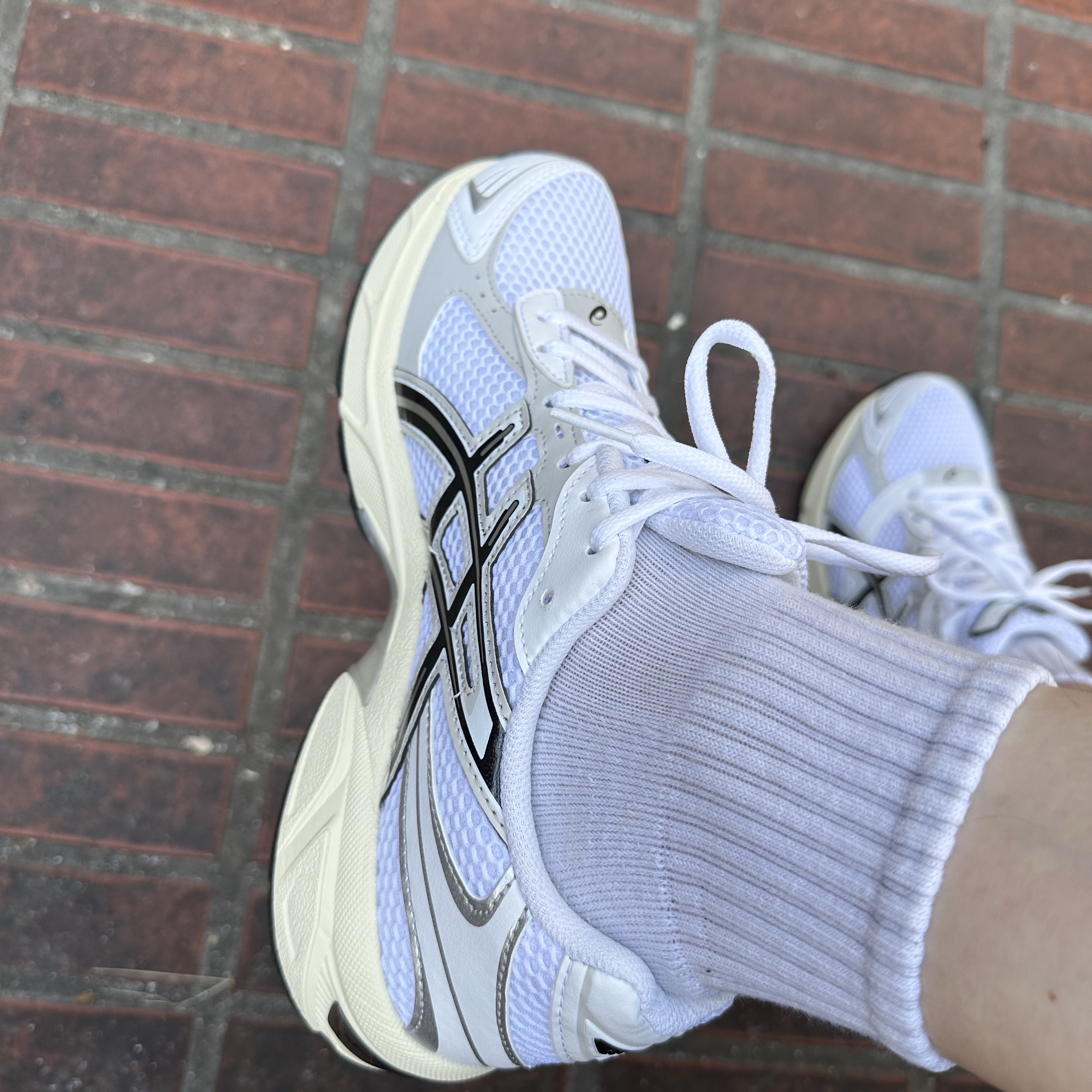 Asics Gel-1130 White Cloud Grey 착용 스타일