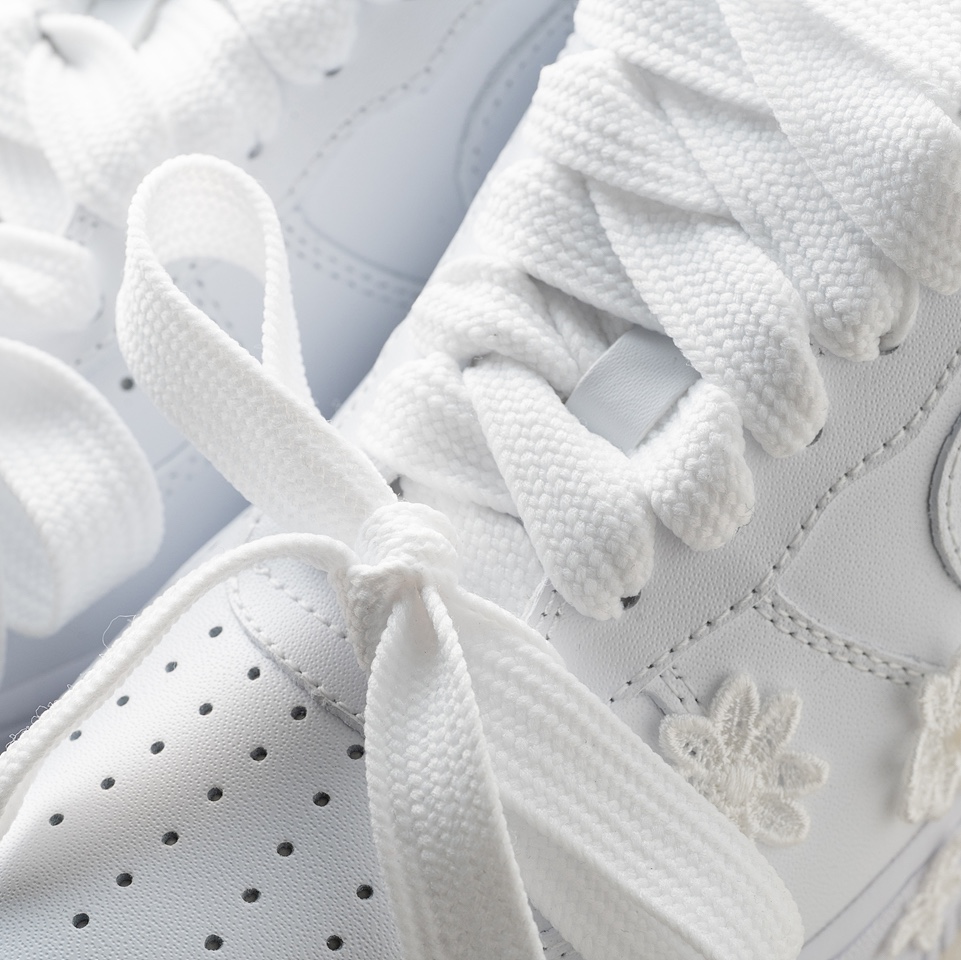 (W) Nike Air Force 1 '07 Low White 착용 스타일 - 3