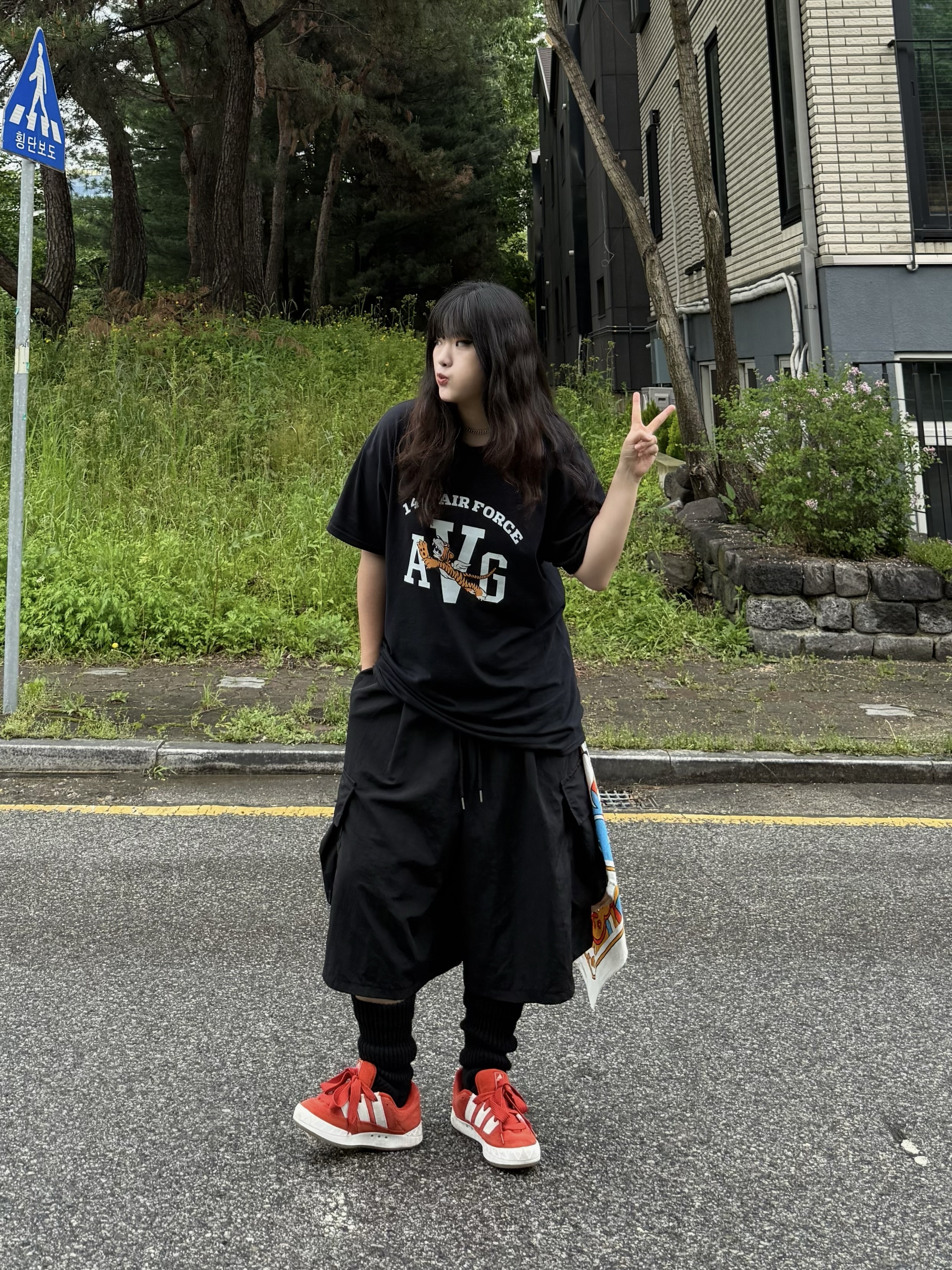 Gildan X American Collection AVG TIGER T-Shirt Black 착용 스타일 - 1